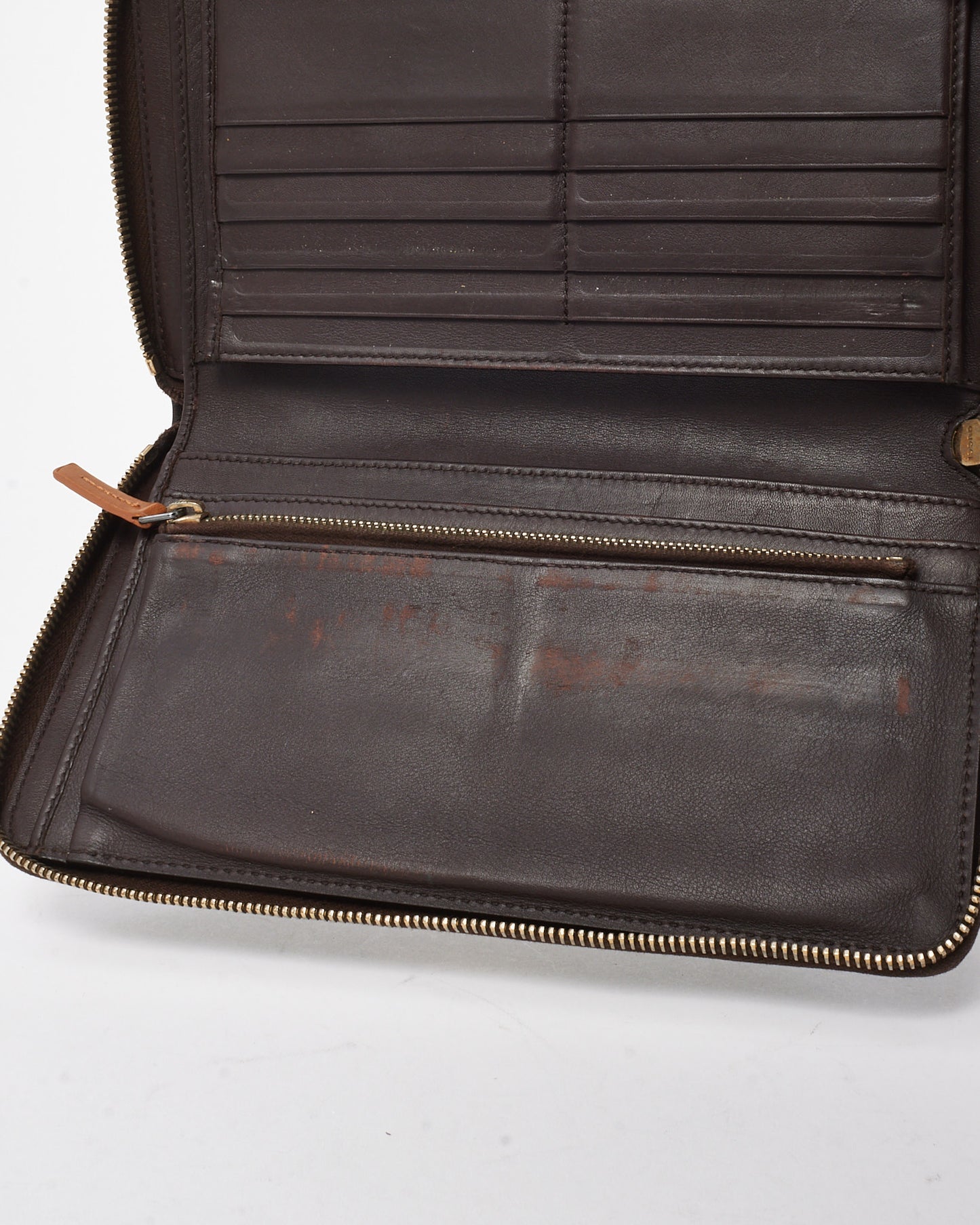 Gucci Brown Signature GG Embossed Leather Zippy Wallet