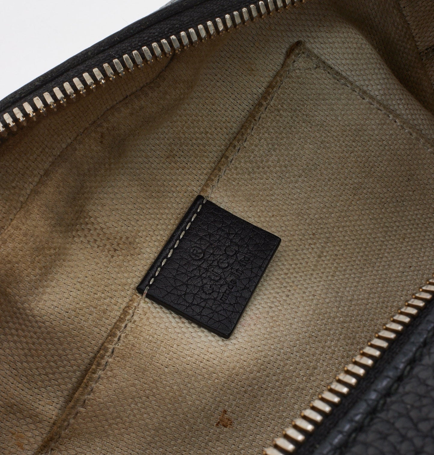 Gucci Black Pebbled Calfskin Leather GG Soho Disco Crossbody Bag