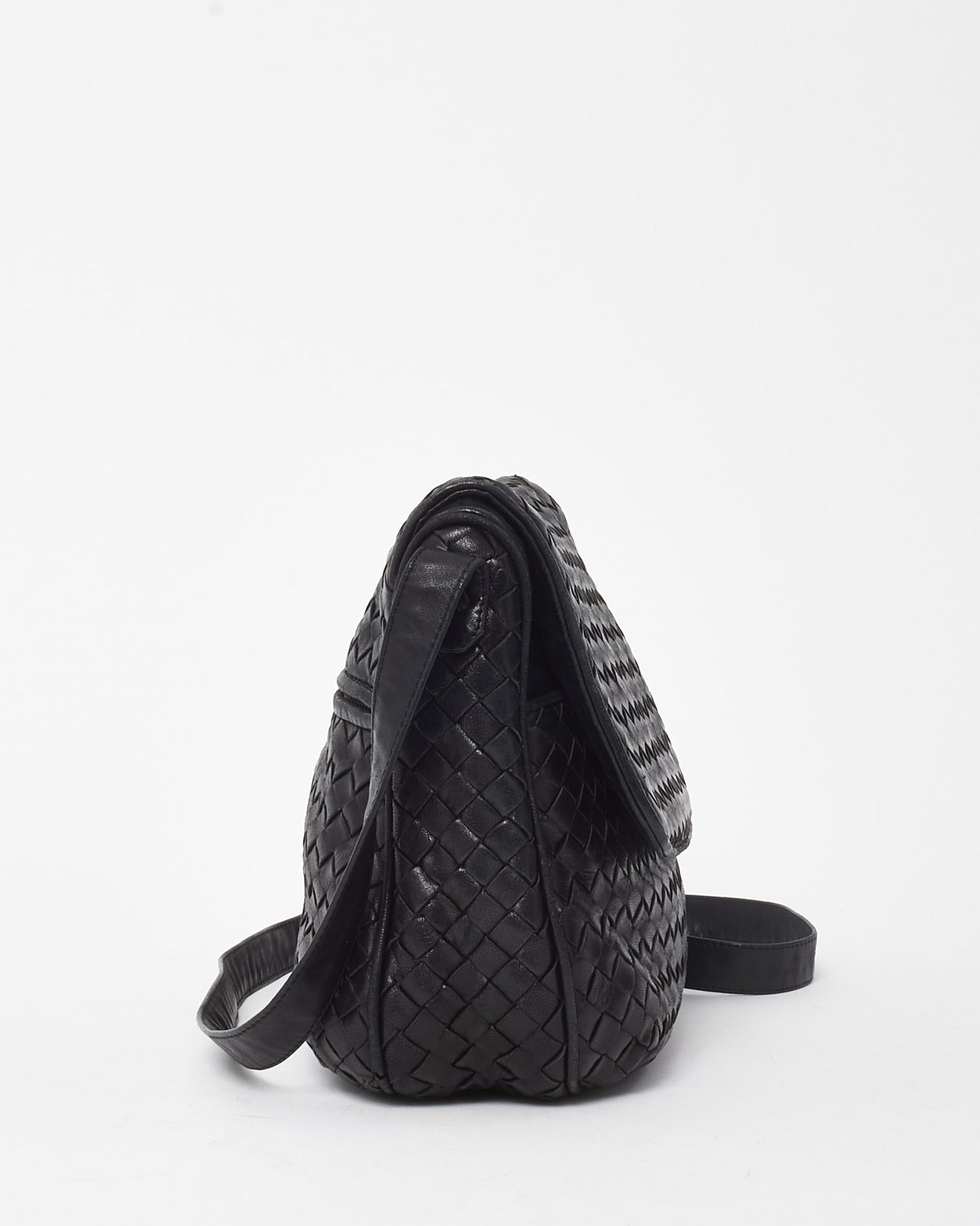 Bottega Veneta Vintage Black Nappa Intrecciato Rounded Flap Messenger Bag Black