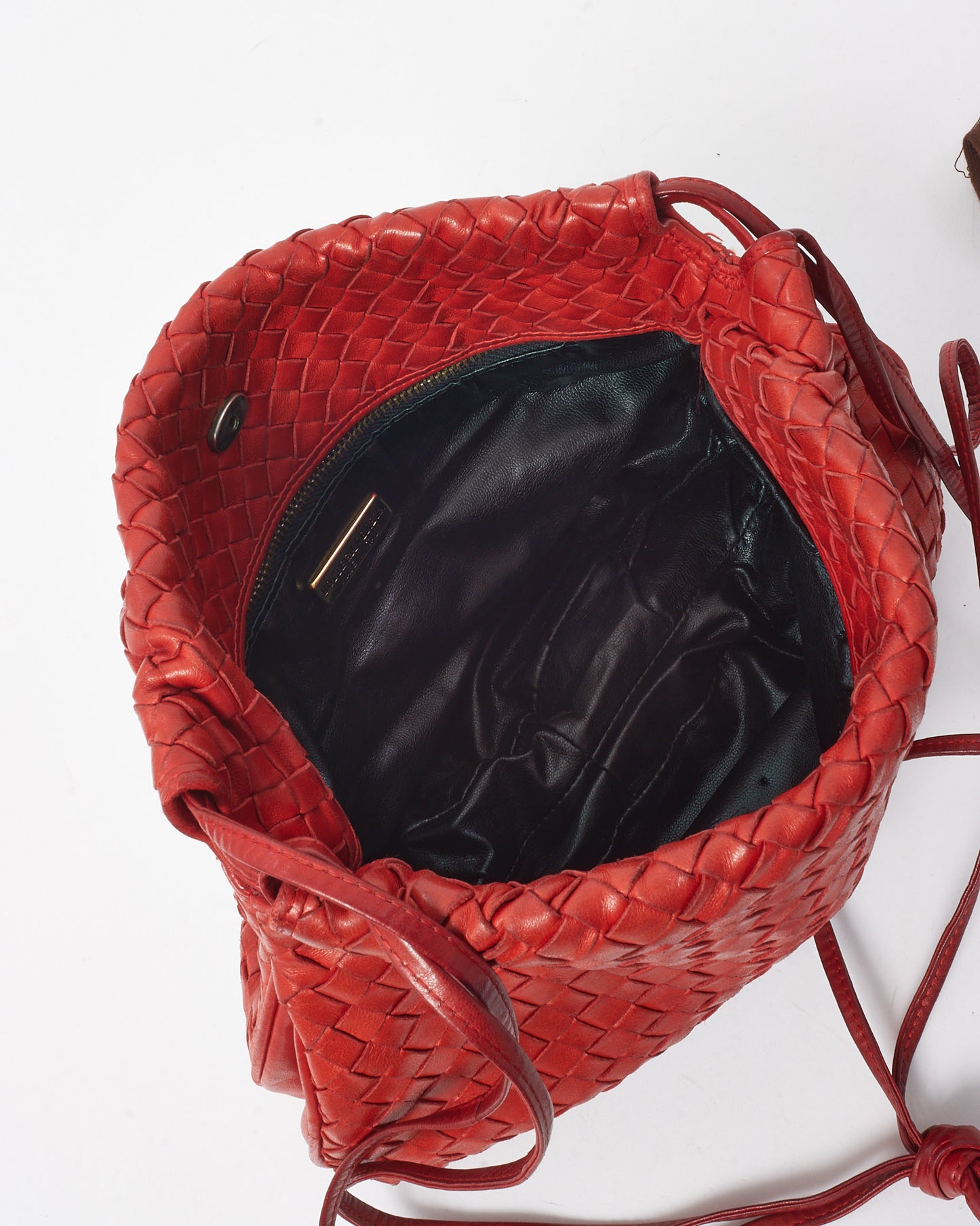 Bottega Veneta Vintage Red Intrecciato Leather Rounded Snap Crossbody Bag