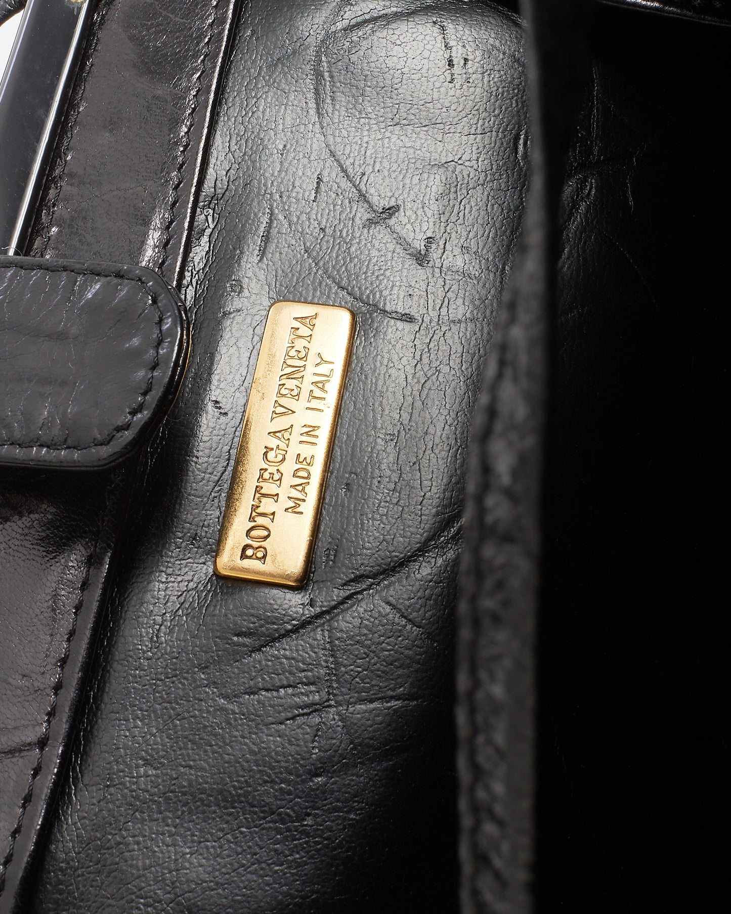 Bottega Veneta Vintage Black Glazed Calfskin Kiss Lock Crossbody Bag