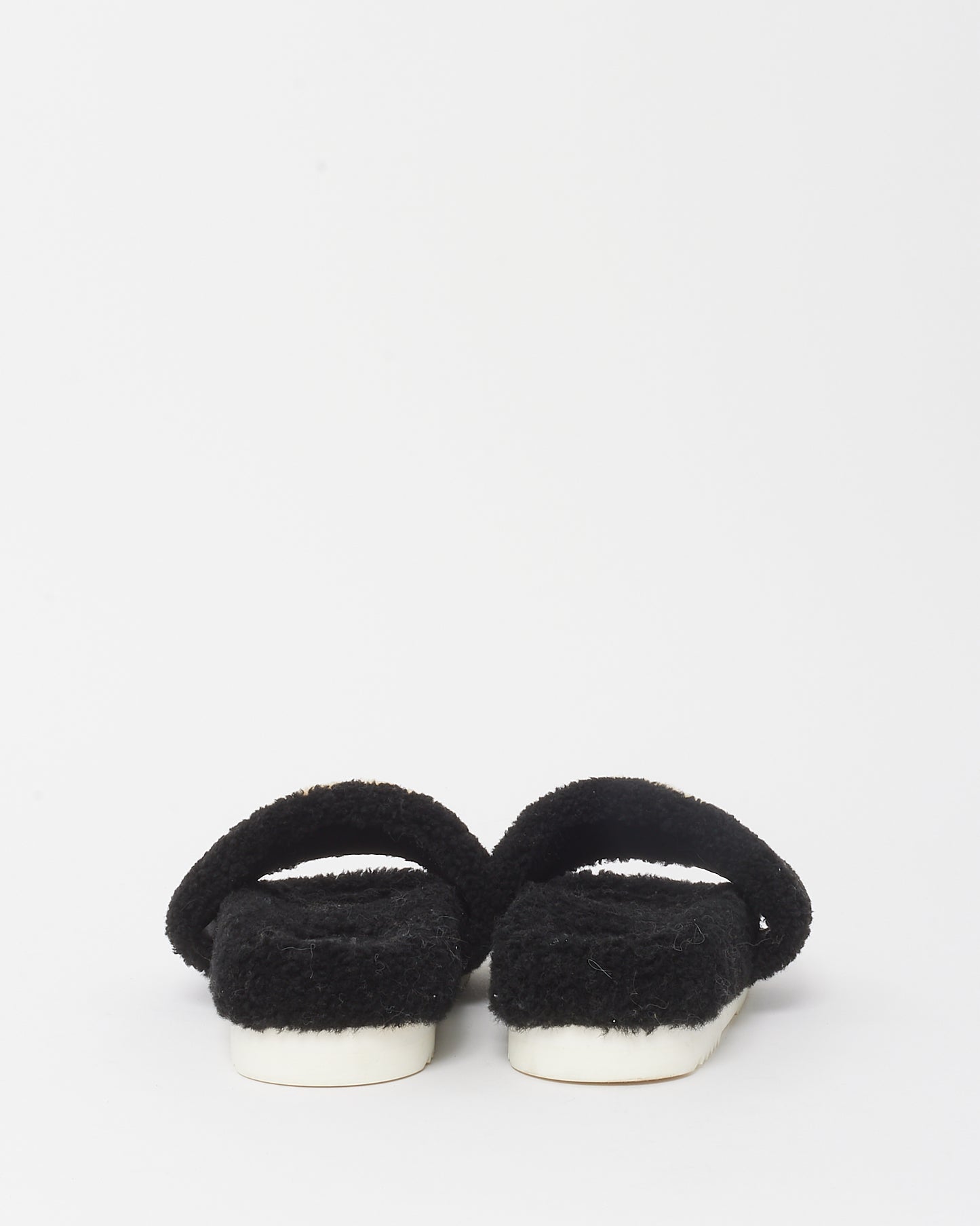 Gucci Black and White Logo Teddy Shearling Eileen Slide Sandals - 39