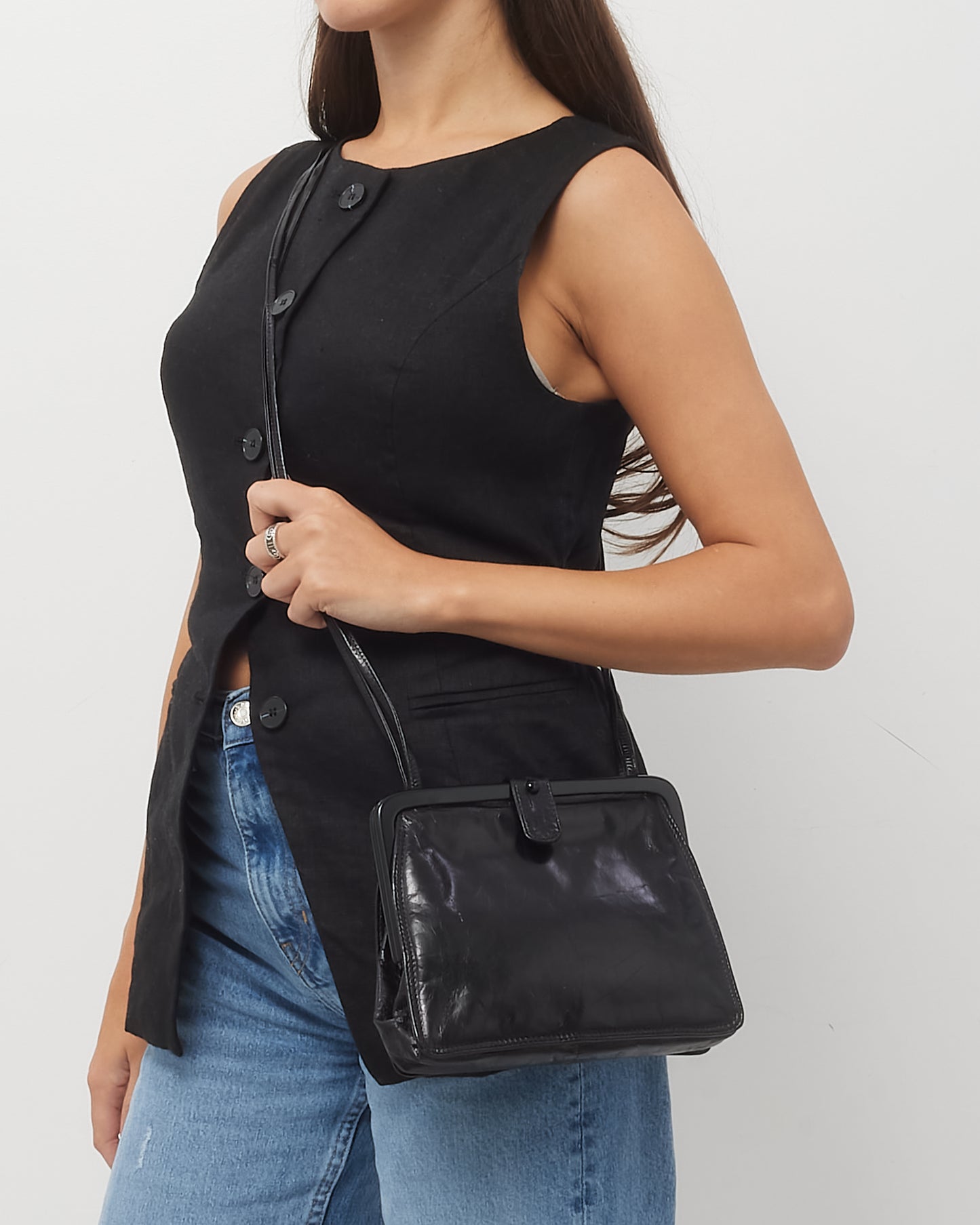 Bottega Veneta Vintage Black Glazed Calfskin Kiss Lock Crossbody Bag