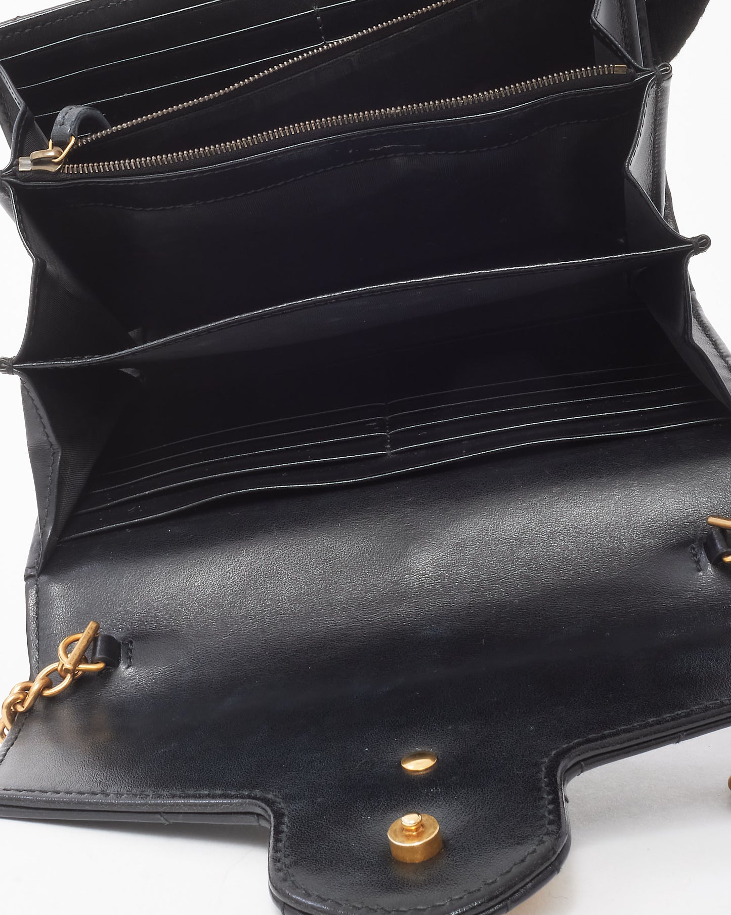 Gucci Black Chevron Leather GG Marmont (WOC) Wallet On Chain Crossbody Bag