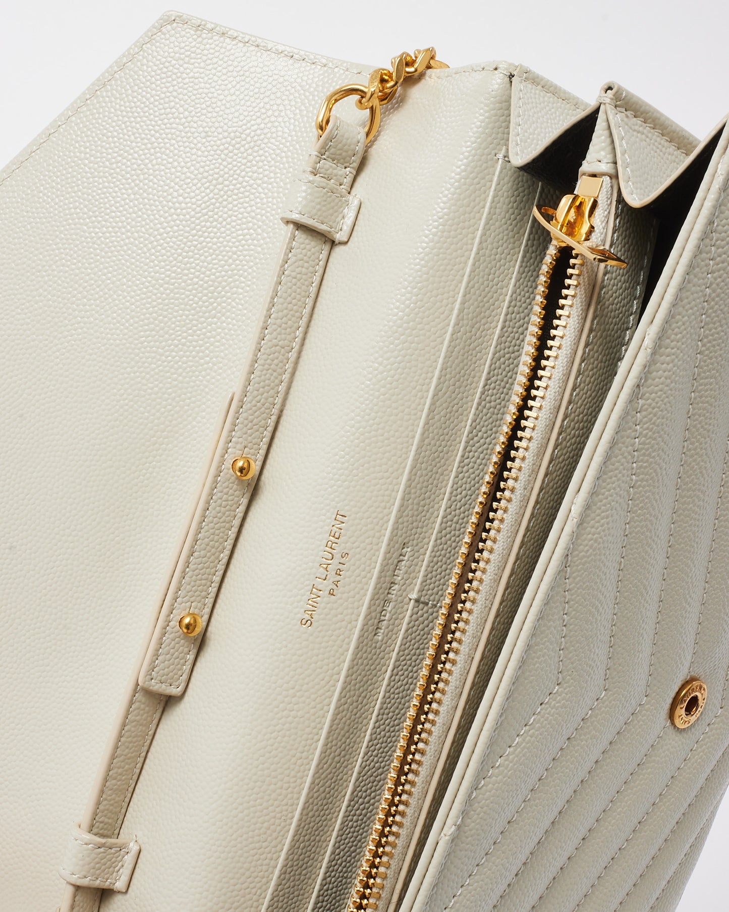 Saint Laurent White Grain de Poudre Leather Classic Cassandre Chain Wallet Crossbody GHW