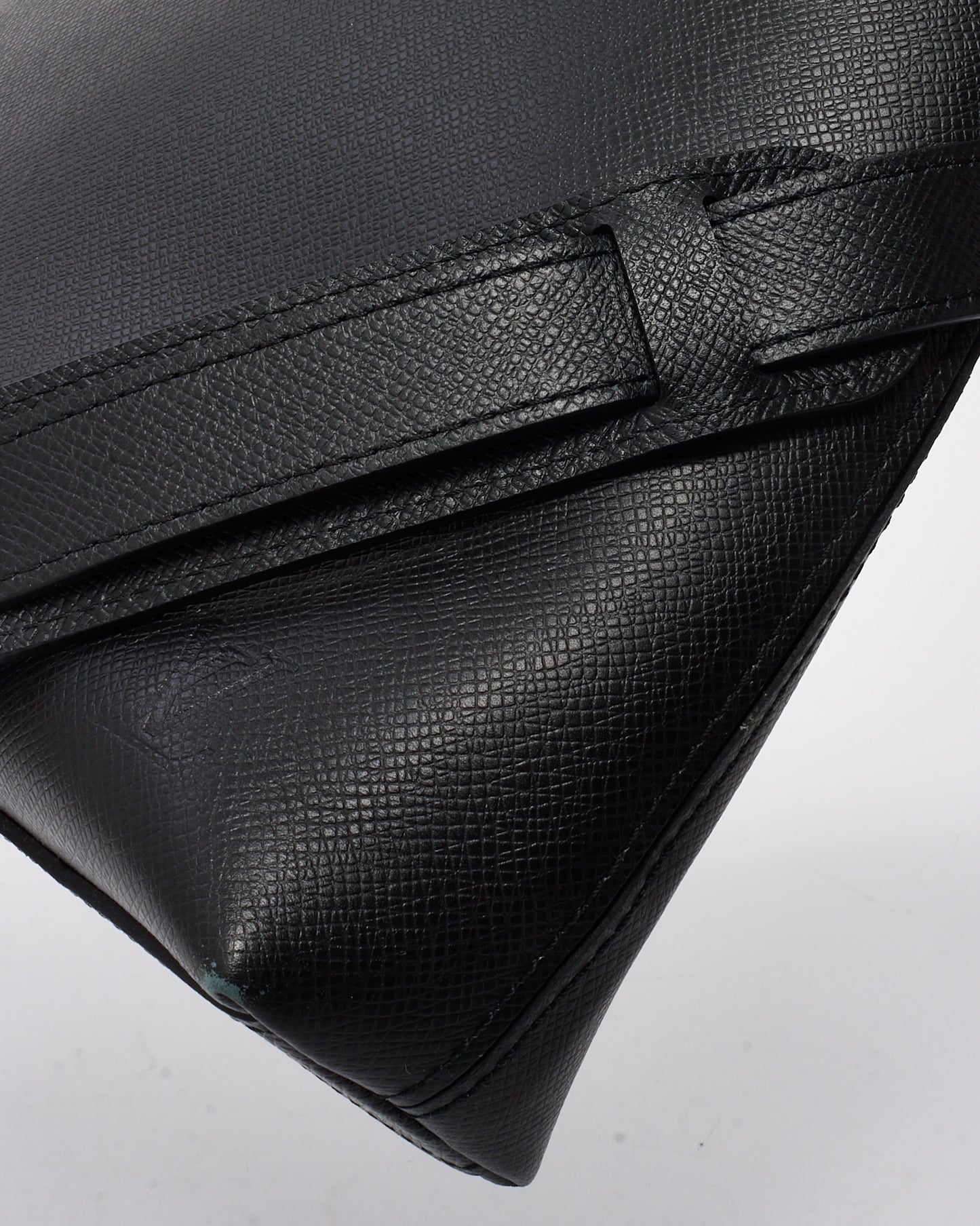 Louis Vuitton Black Taiga Leather Anton Soft 2Way Briefcase