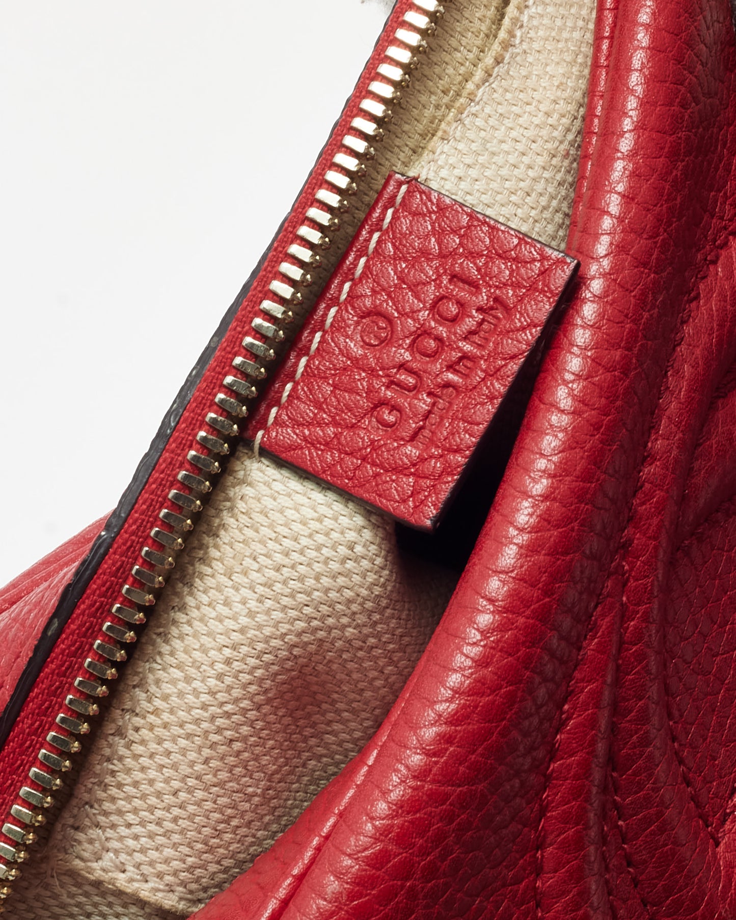 Gucci Red Pebbled Calfskin Leather GG Soho Disco Crossbody Bag