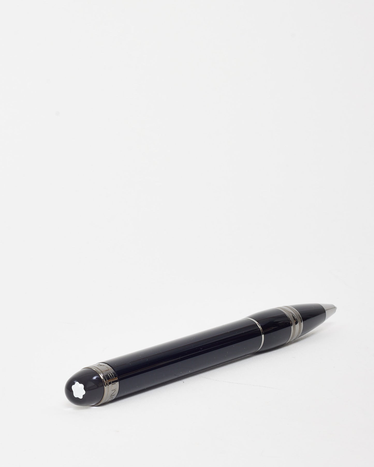 MontBlanc Black and Silver Starwalker Midnight Ballpoint Pen