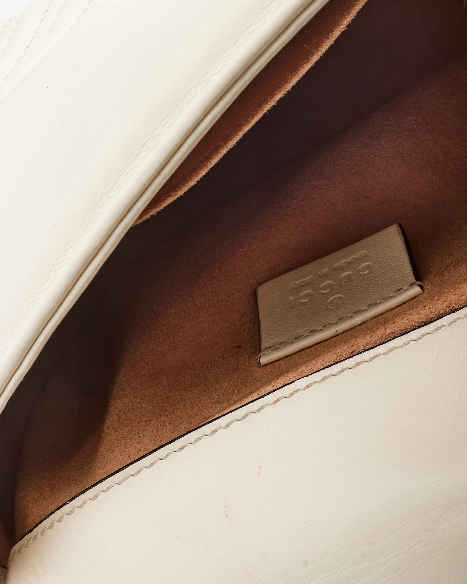 Buy Gucci White Chevron Leather GG Marmont Top Handle Bag