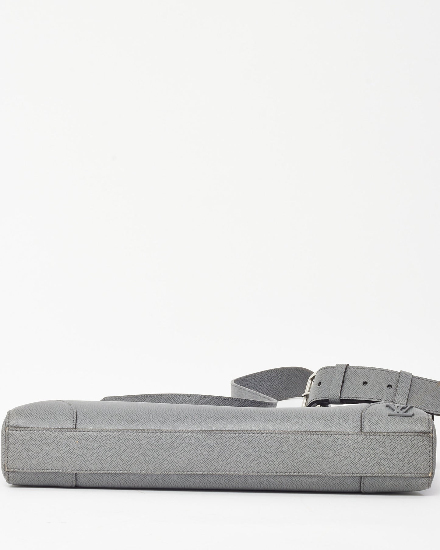 Louis Vuitton Grey Textured Taiga Leather Slim Briefcase Bag with Initial "GM" Strap