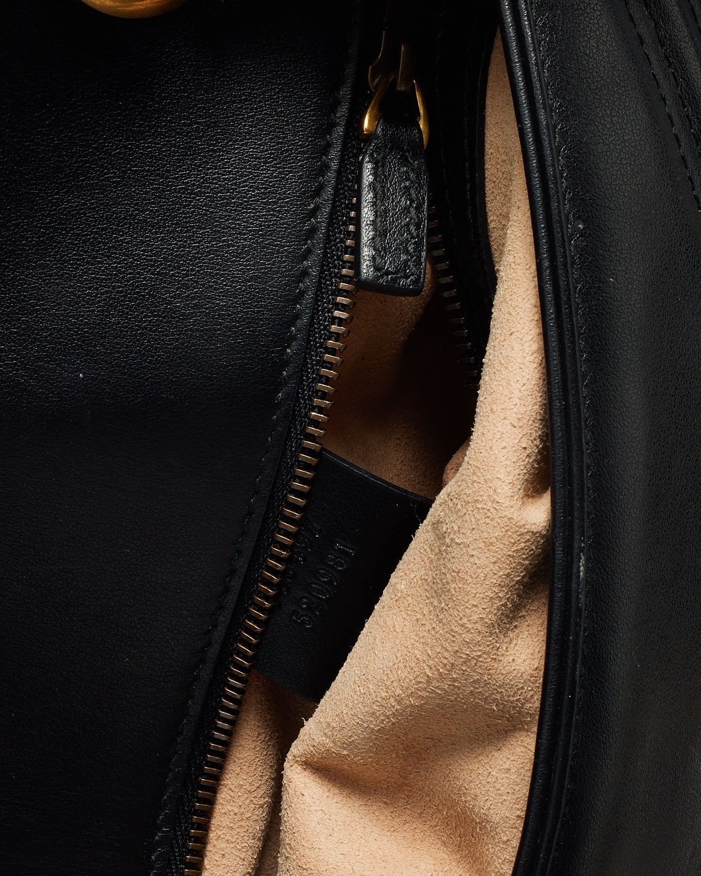 Gucci Black Matelassé Leather Medium GG Marmont Shoulder Bag