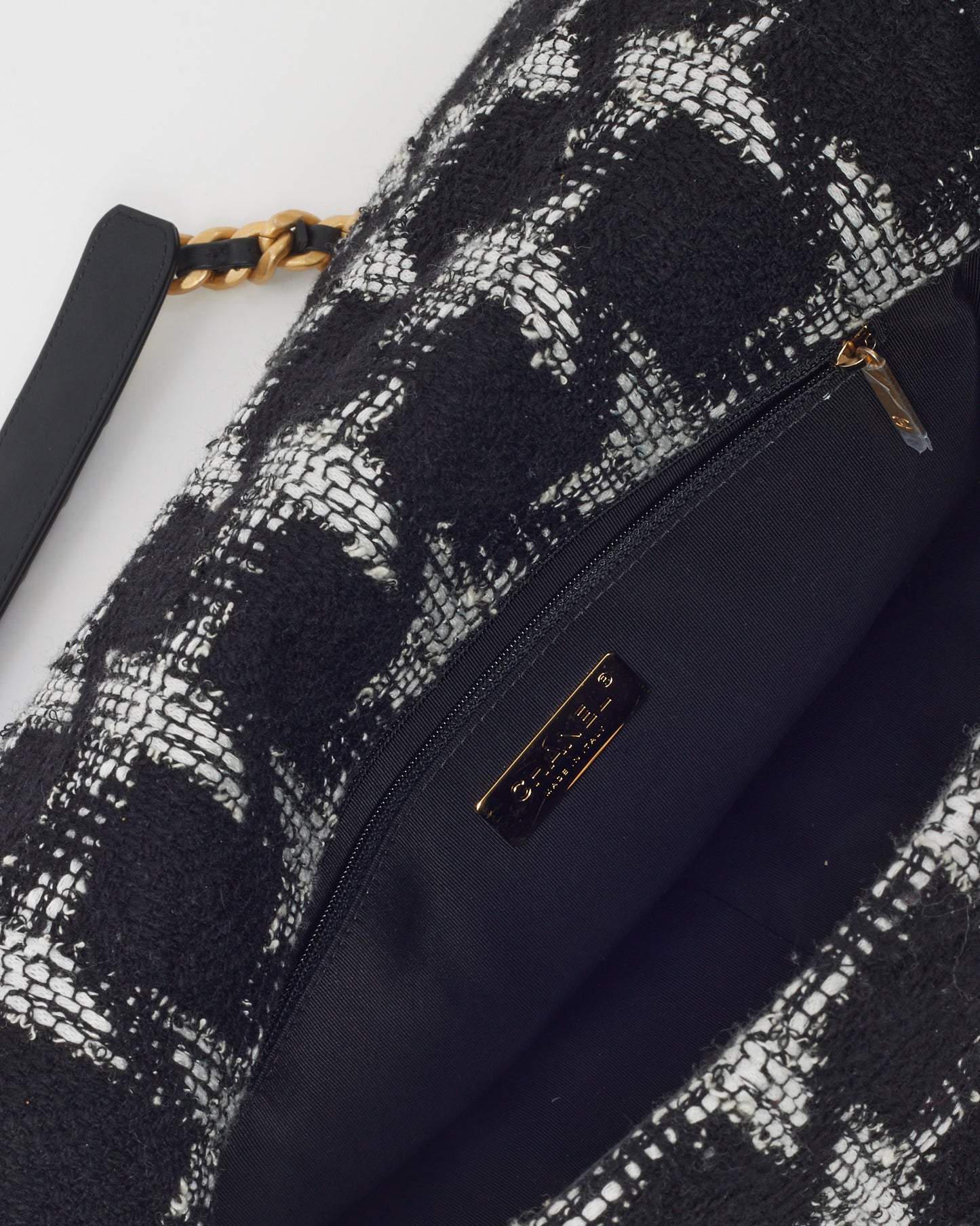 Chanel Black and White Houndstooth Tweed Maxi Chanel 19 Flap Bag