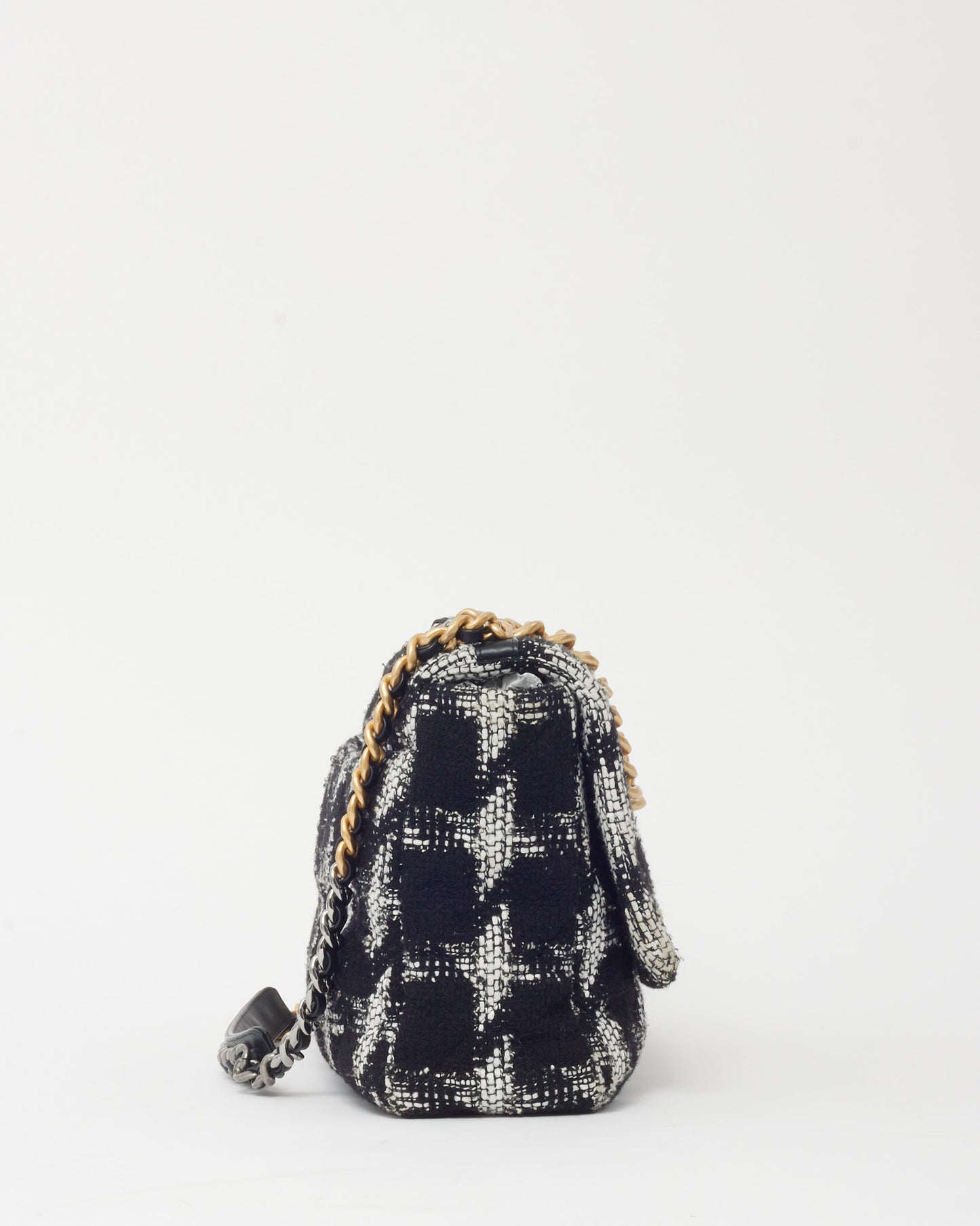 Chanel Black and White Houndstooth Tweed Maxi Chanel 19 Flap Bag