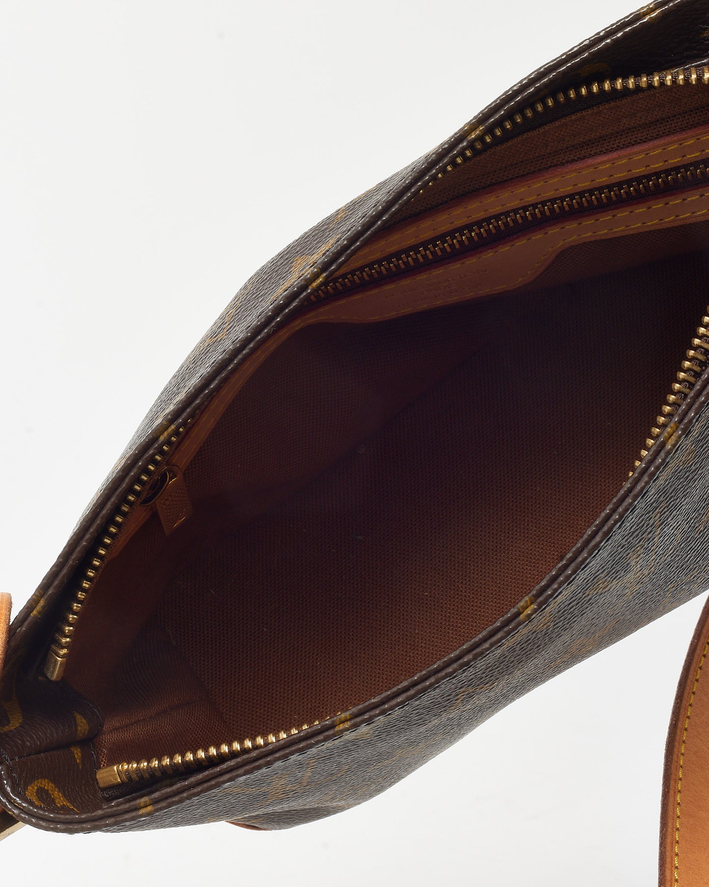 Louis Vuitton Monogram Canvas Trotteur Crossbody Bag