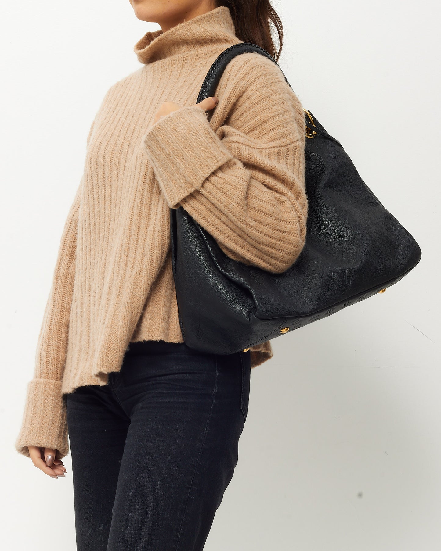 Louis Vuitton Black Monogram Empreinte Leather Artsy MM Shoulder Bag