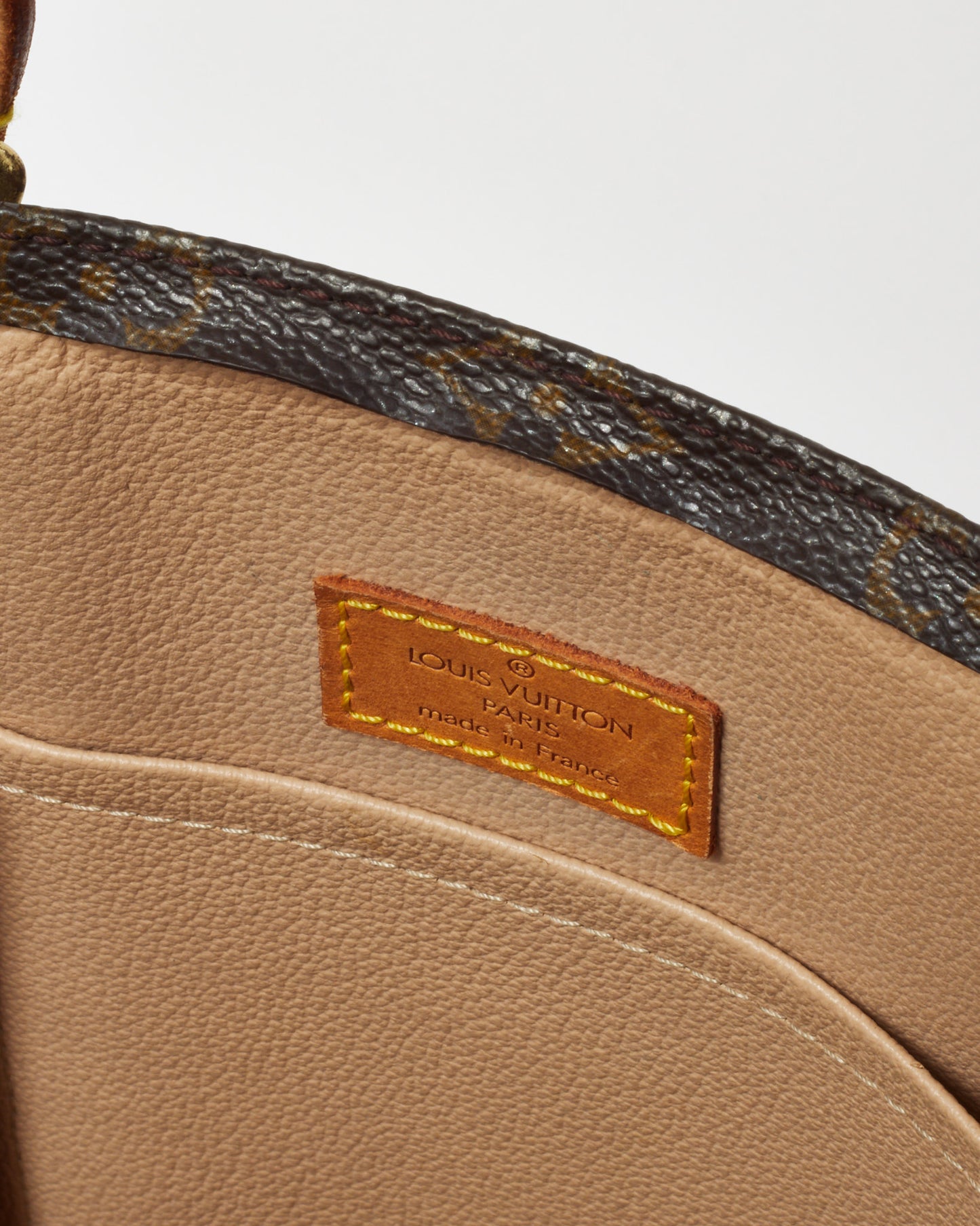 Louis Vuitton Monogram Coated Canvas Sac Plat Bag