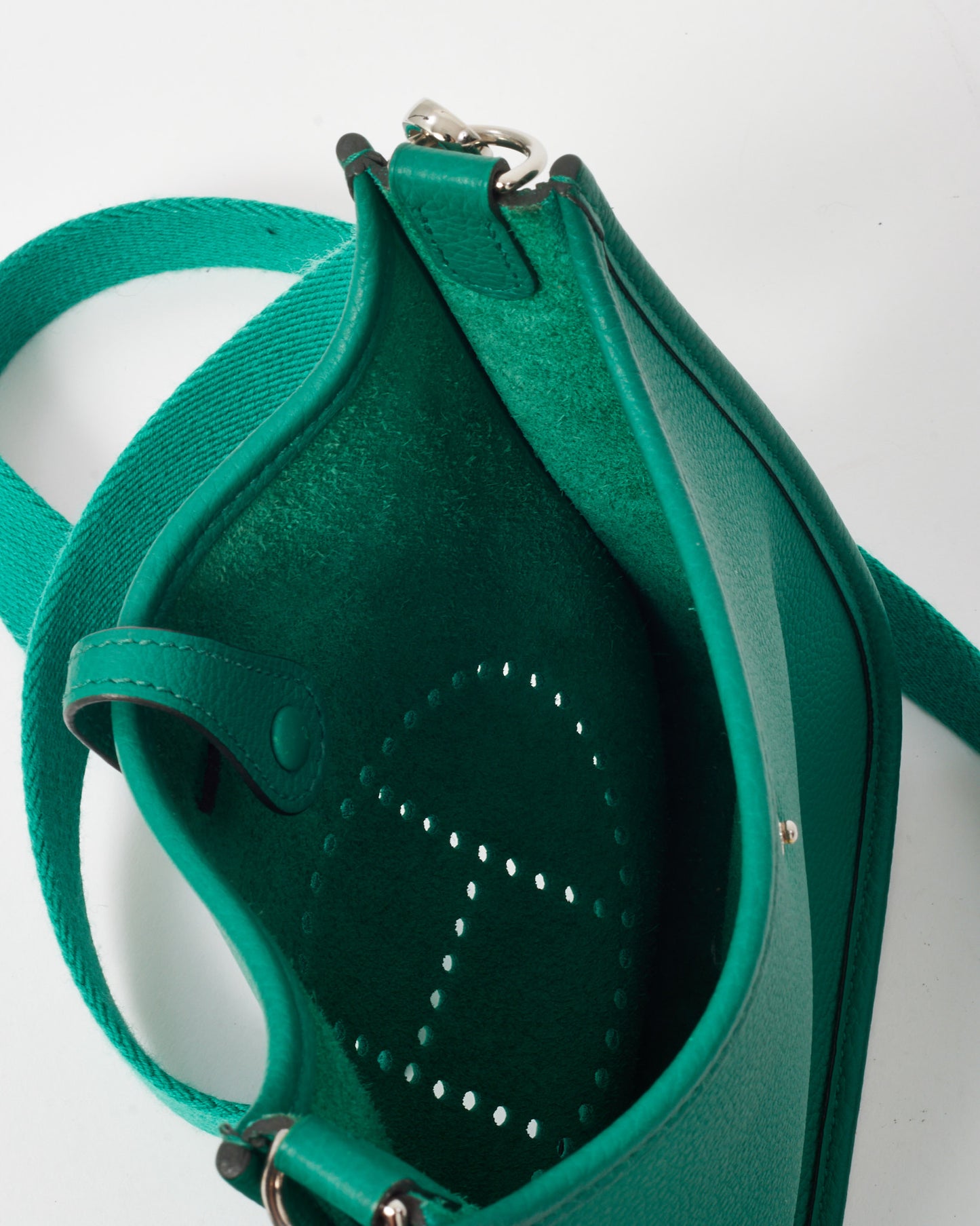 Hermès Green (Vert Jade) Clemence Leather Evelyne 16 TPM Crossbody PHW