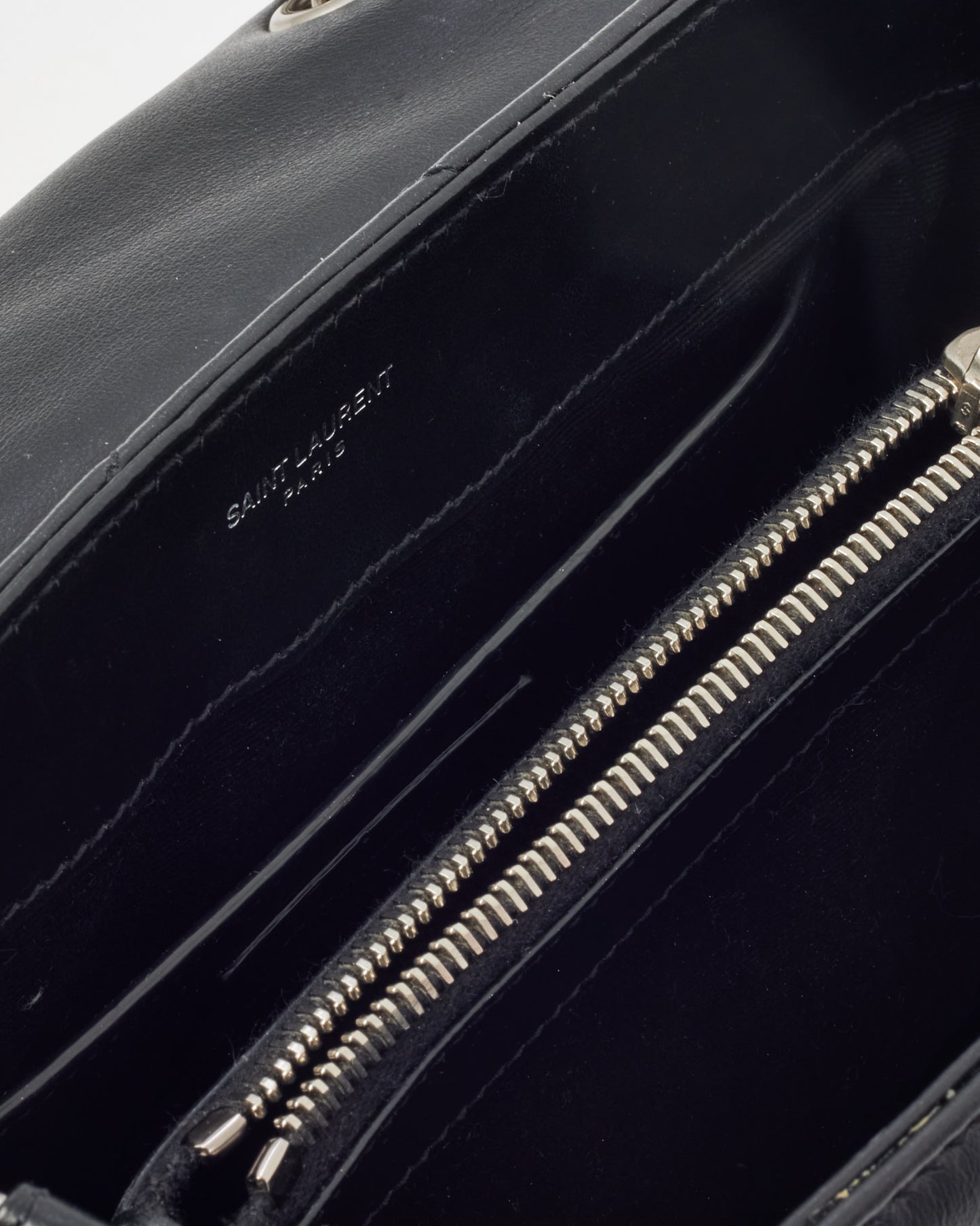 Saint Laurent Black Chevron Leather Small YSL Monogram Loulou Shoulder Bag SHW