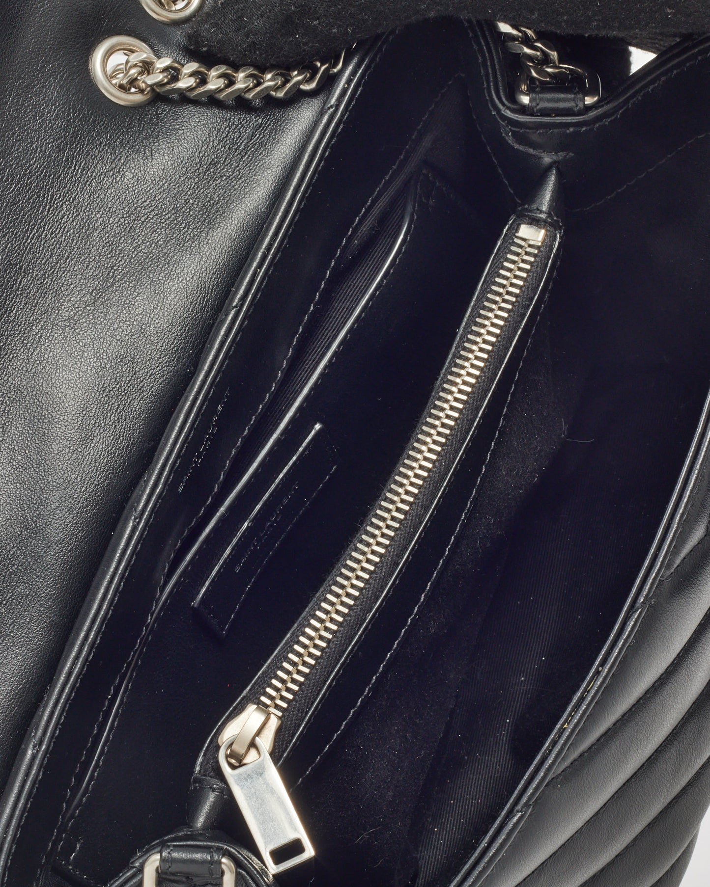 Saint Laurent Black Chevron Leather Small YSL Monogram Loulou Shoulder Bag SHW