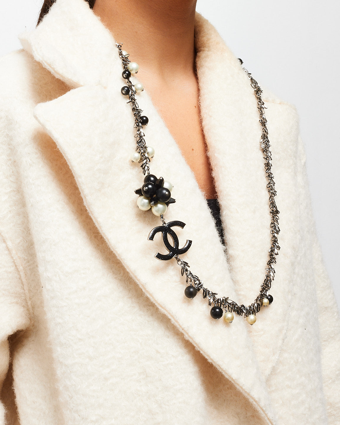 Chanel Black & White Faux Pearl Silver-Toned Chain Flower CC Logo Long Necklace