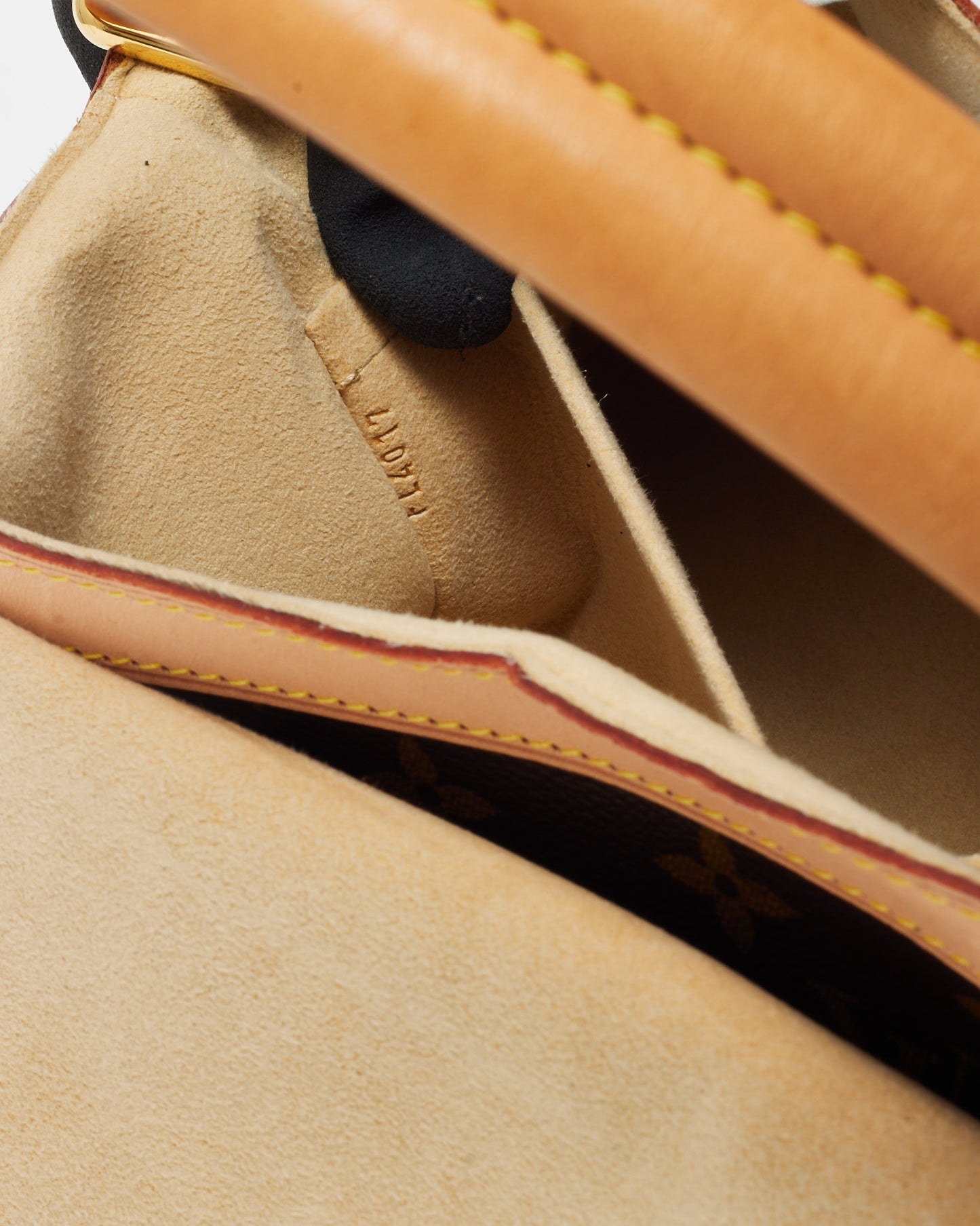 Louis Vuitton Monogram Beverly MM Shoulder Bag