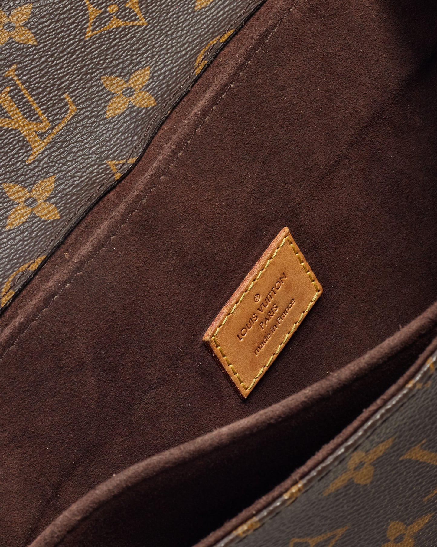 Louis Vuitton Monogram Canvas Pochette Metis Bag