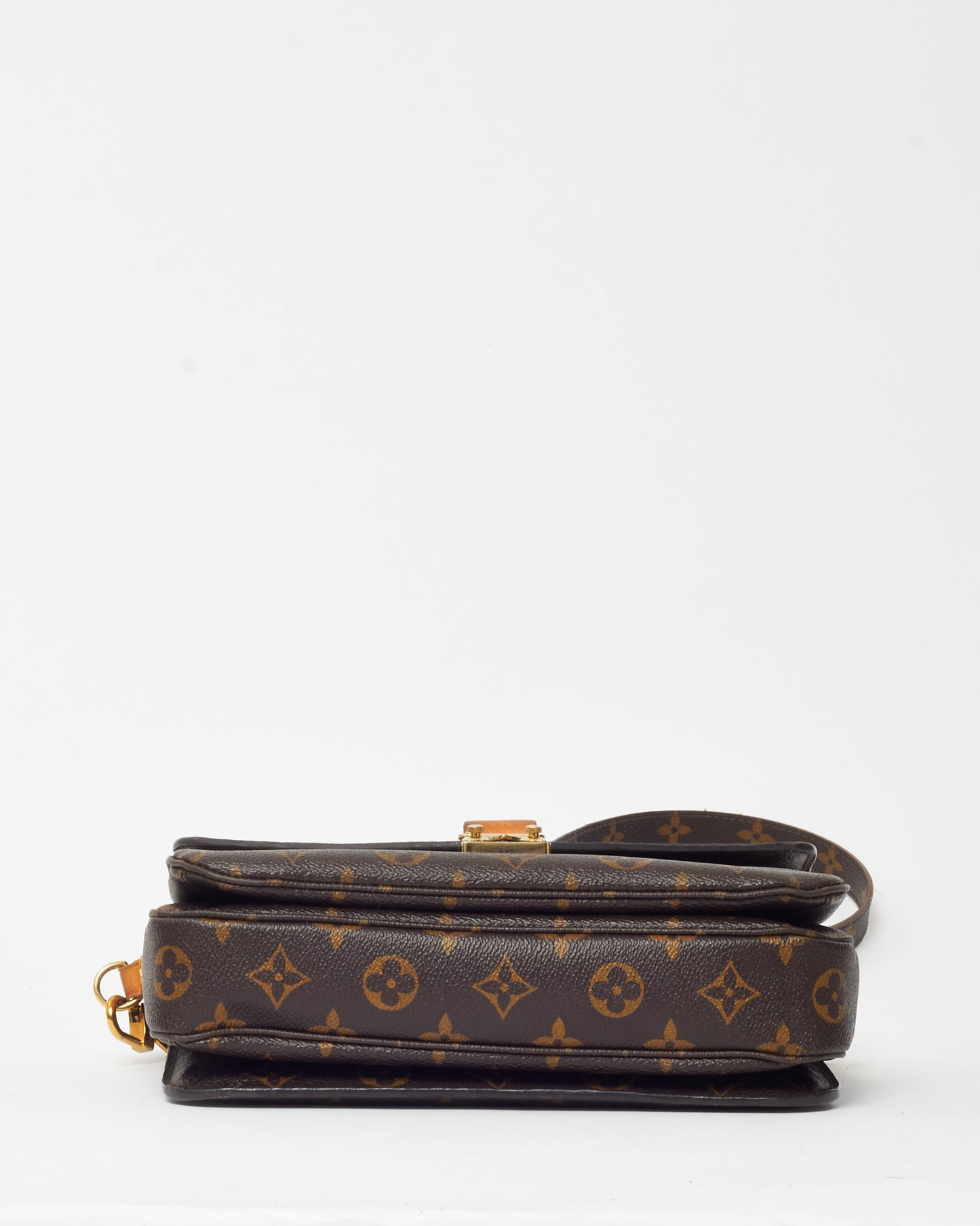 Louis Vuitton Monogram Canvas Pochette Metis Bag