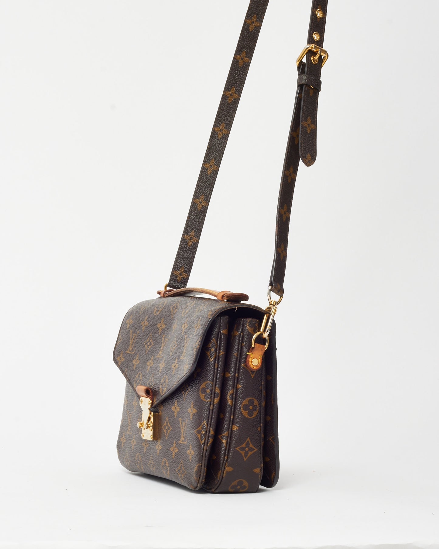 Louis Vuitton Monogram Canvas Pochette Metis Bag