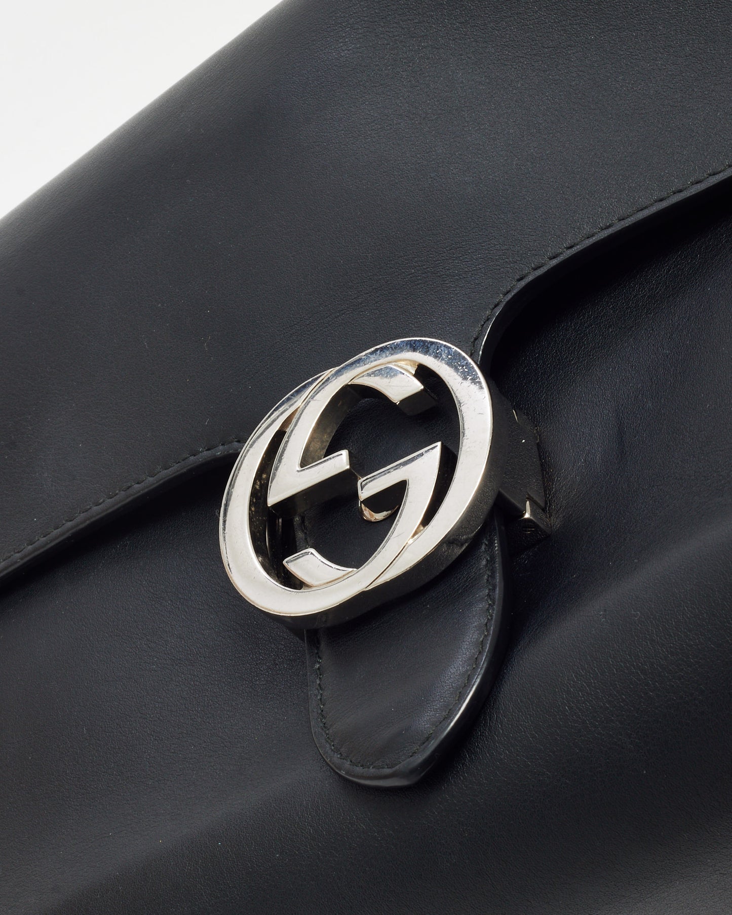 Gucci Black Smooth Leather Interlocking G Dollar Flap Medium Chain Shoulder Bag