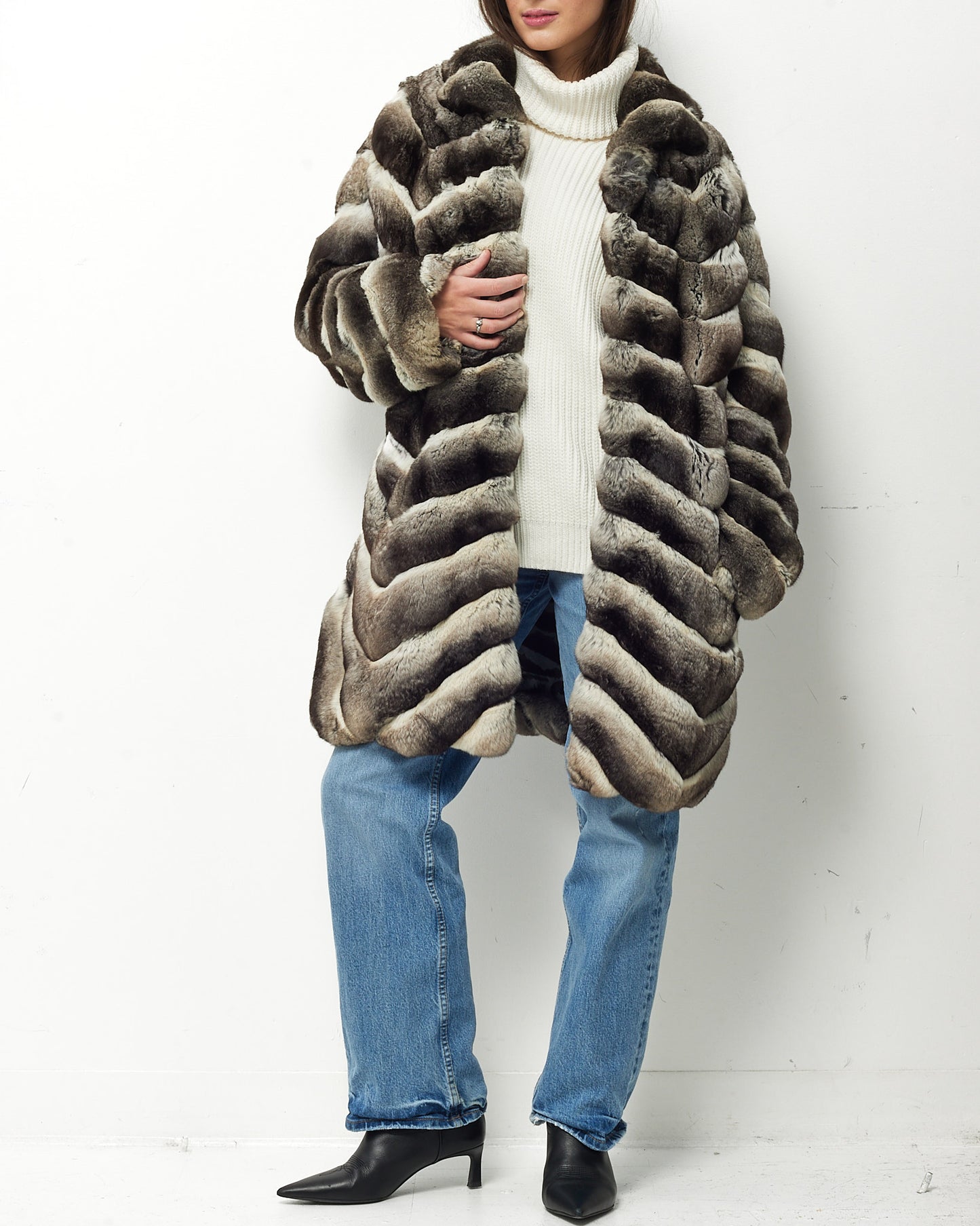 Pre-Owned Grey Wanger Chinchilla Fur Knee-Length Coat - M/L