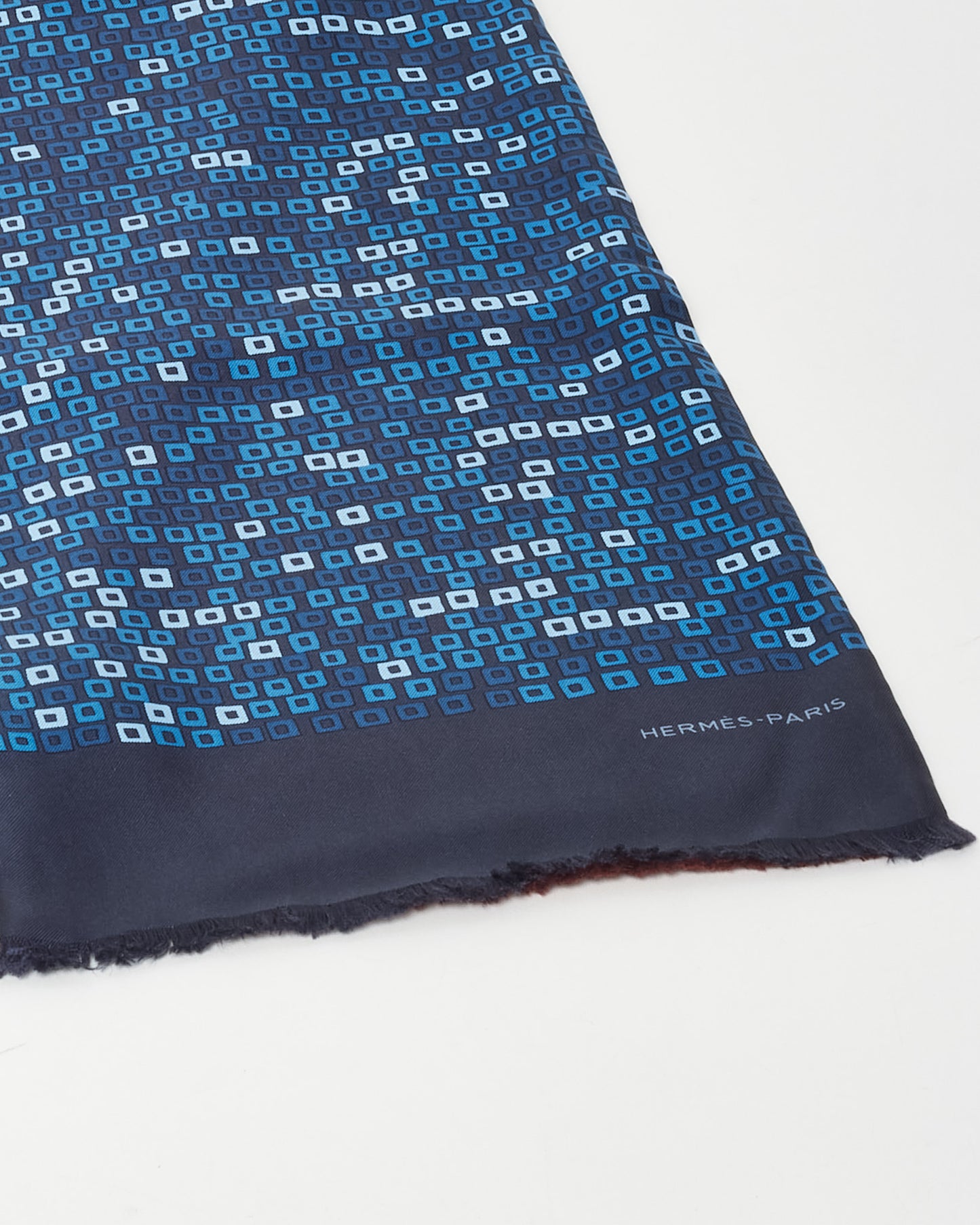 Hermès Navy Geometric Pattern Silk / Burgundy Cashmere Double Face Scarf