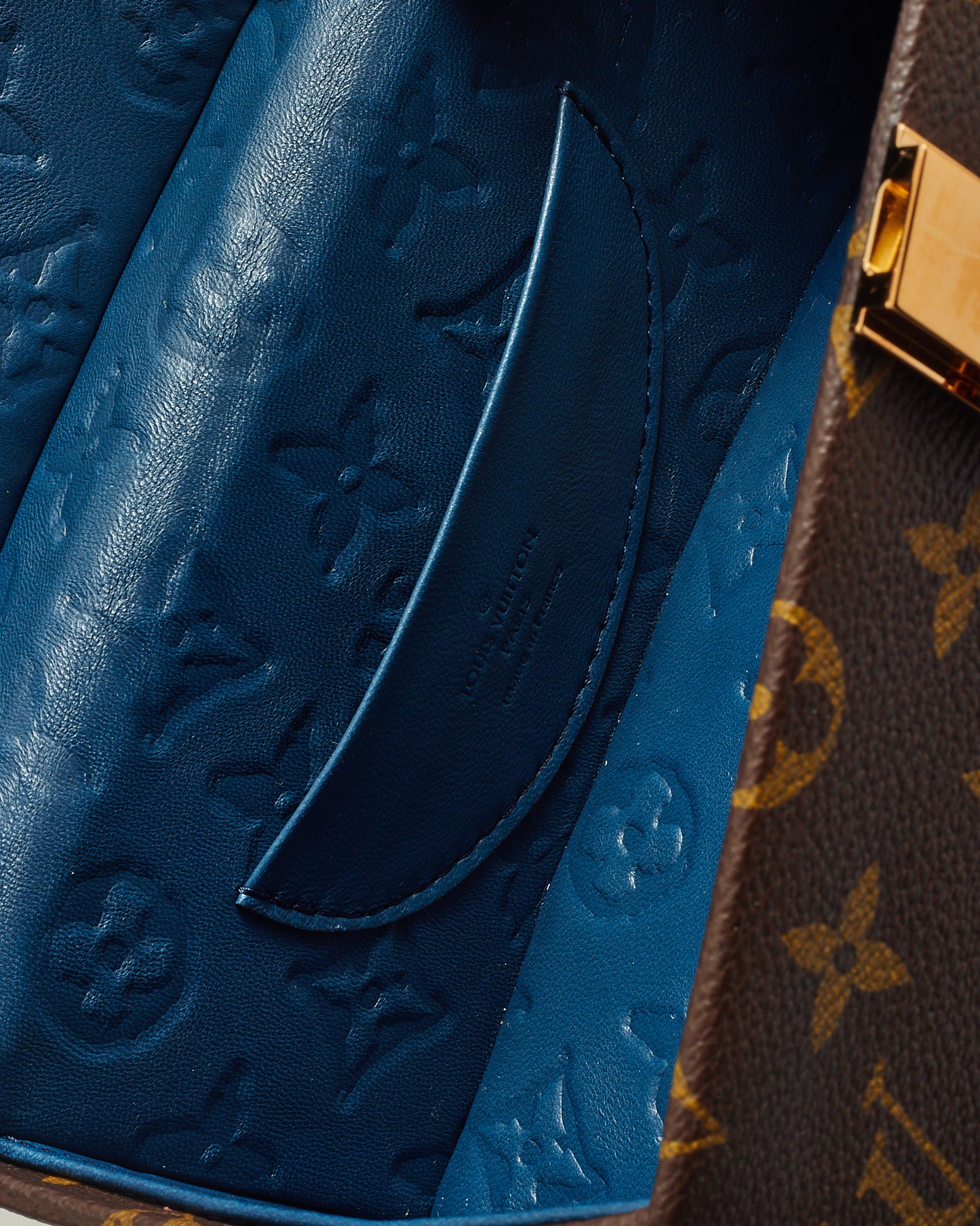 Louis Vuitton x Frank Gehry Limited Edition Monogram Canvas Twisted Box Bag with Strap