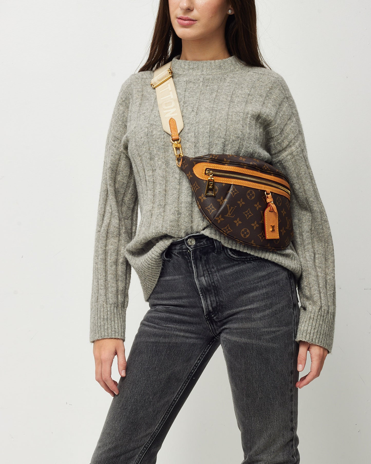 Louis Vuitton Monogram Canvas High Rise Bum Bag