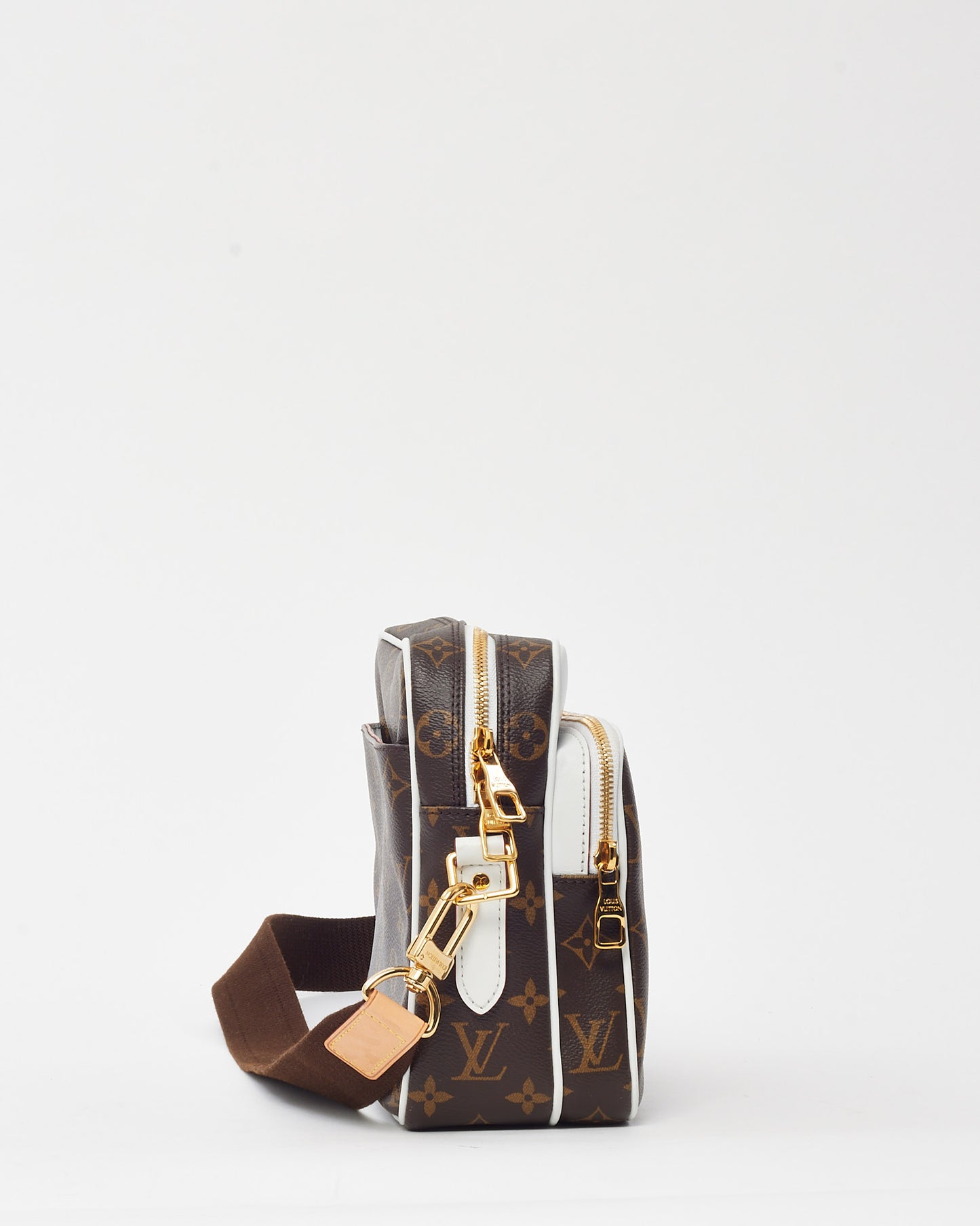 Louis Vuitton x NBA Monogram Canvas Nil Messenger Bag