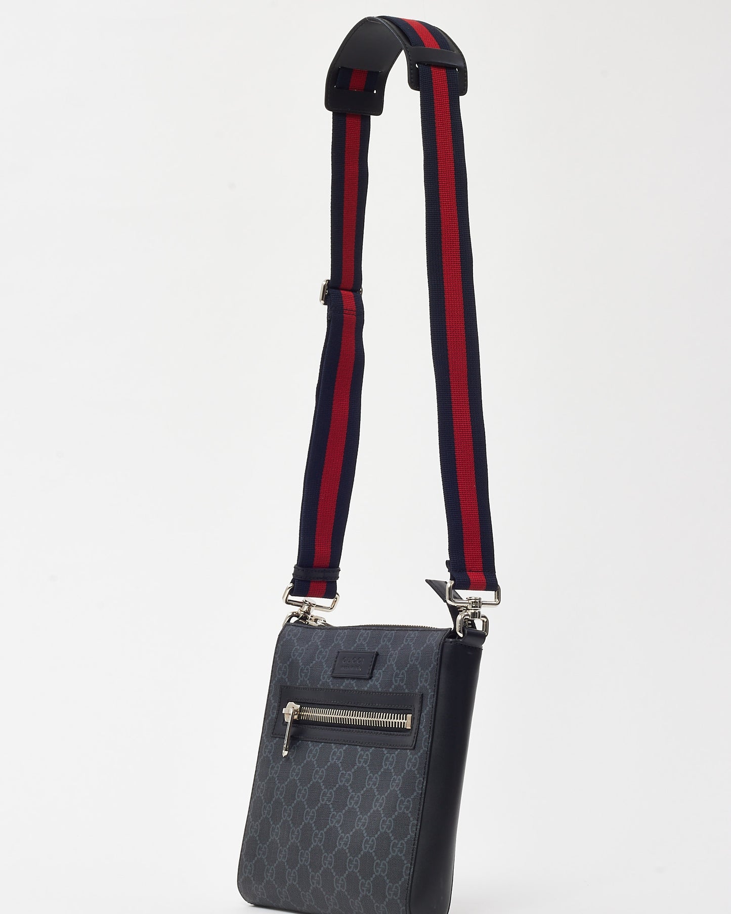 Gucci Black Monogram GG Supreme Canvas Small Messenger Bag