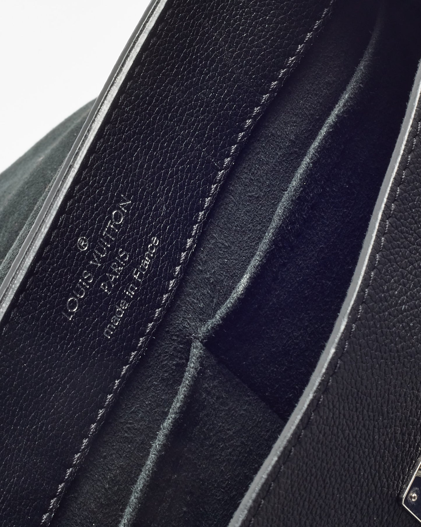 Louis Vuitton Black Soft Calf Leather Lockme Ever MM 2Way Bag with Strap