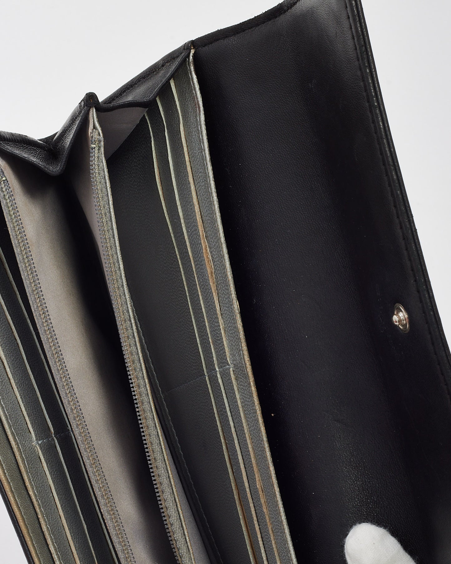 Chanel Black Leather Embossed Camellia Flower CC Logo Continental Wallet