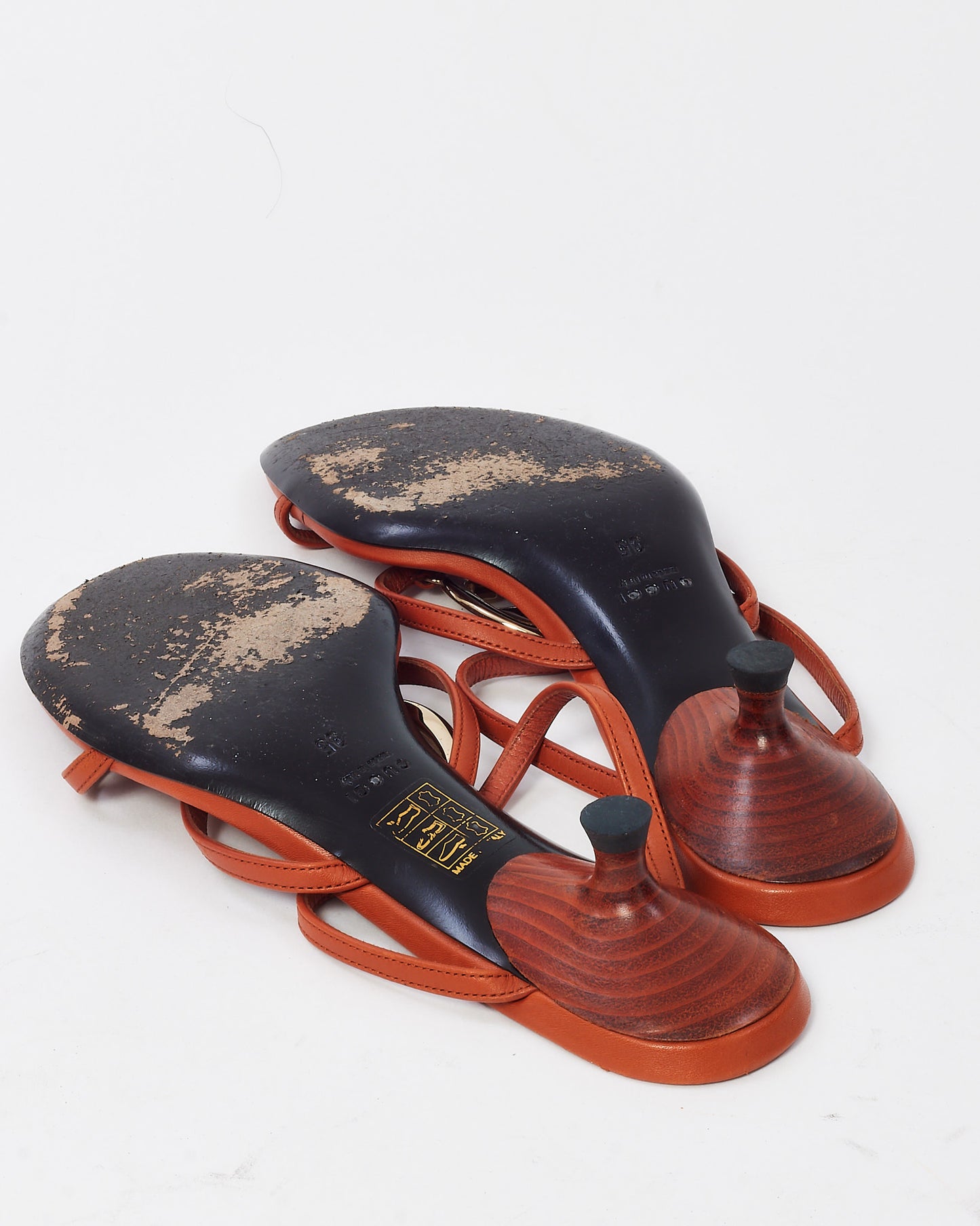 Gucci Vintage Orange Leather Strappy GG Heart Logo Kitten Heels - 35