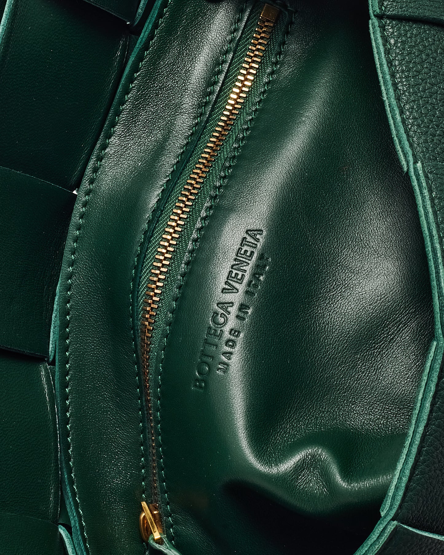 Bottega Veneta Green Intrecciato Leather Gold Accents Casette Bag