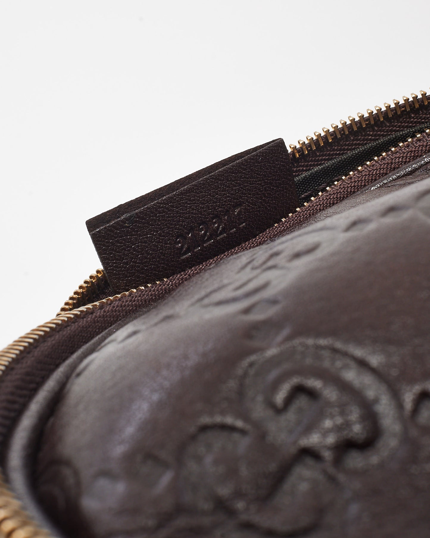 Gucci Brown Signature G Leather Interlocking G Round Zip Pouch