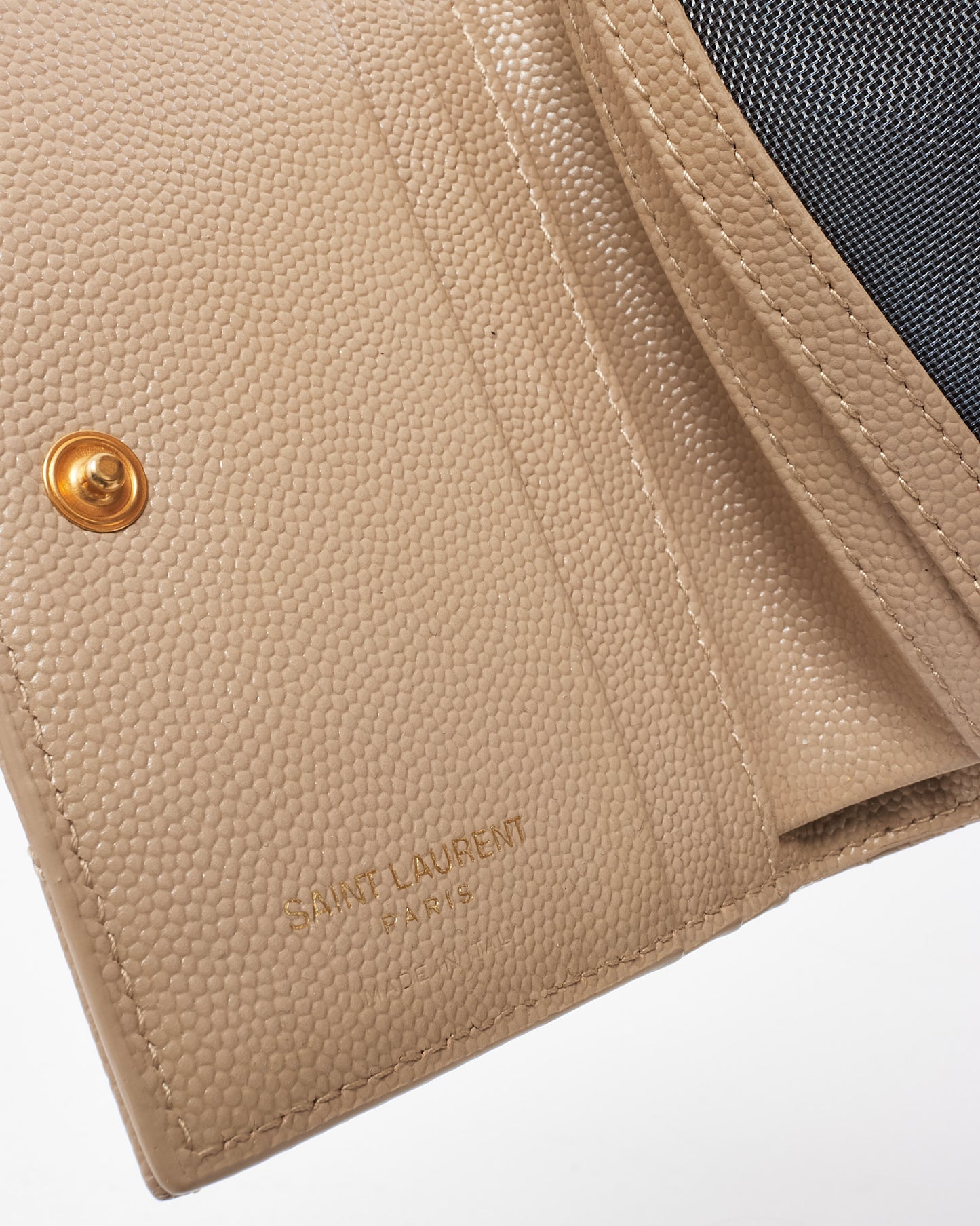 Saint Laurent Beige Chevron Matelassé Grain De Poudre Cassandre YSL Bi-Fold Wallet