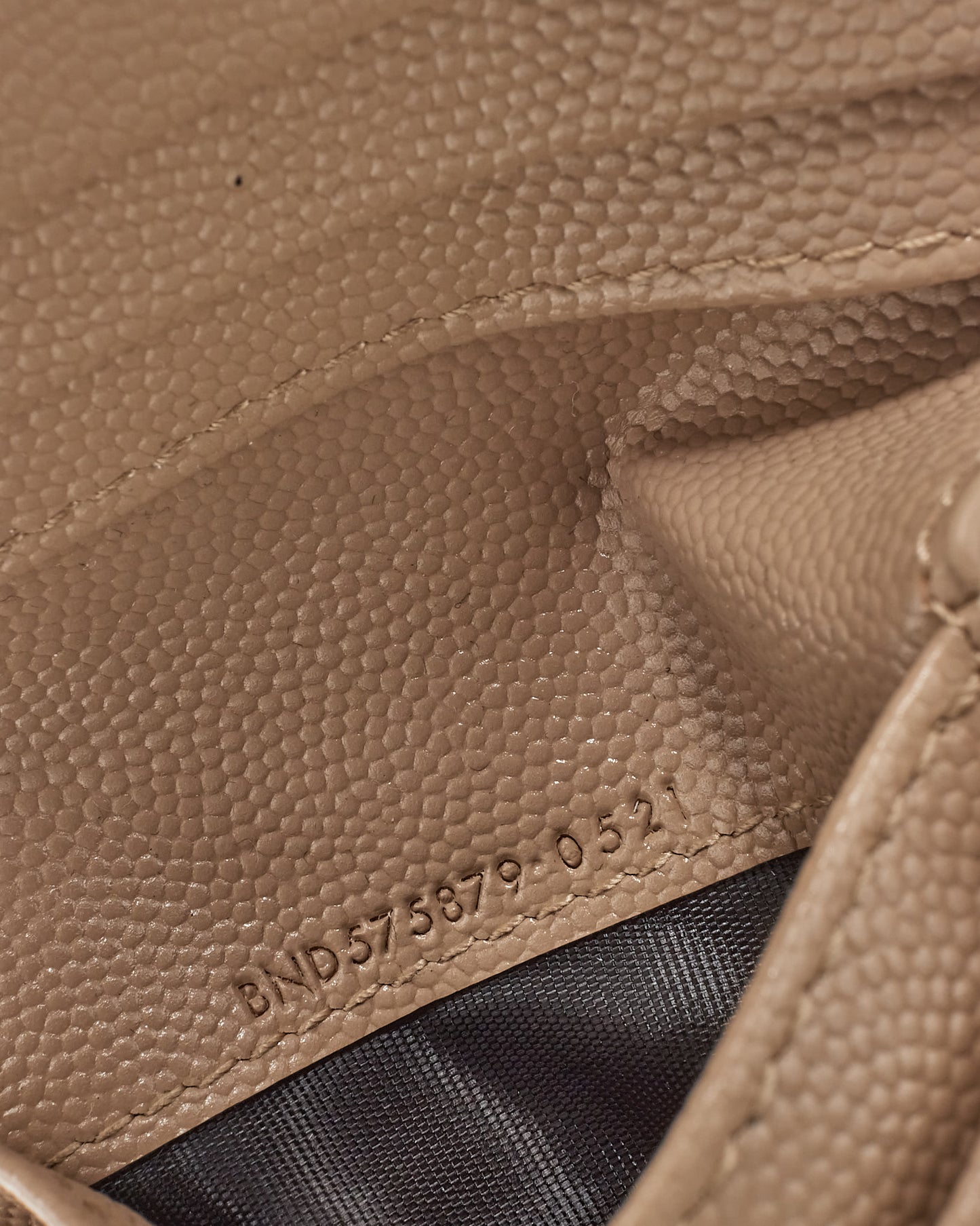 Saint Laurent Beige Chevron Matelassé Grain De Poudre Cassandre YSL Bi-Fold Wallet