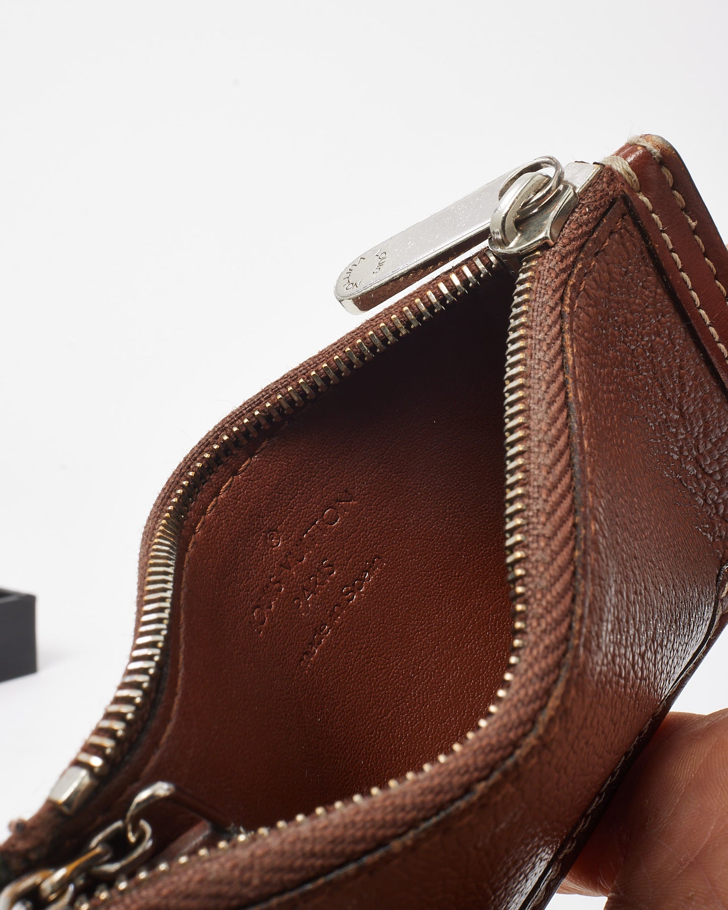 Louis Vuitton Brown Suhali Leather Pochette Cles / Key Pouch