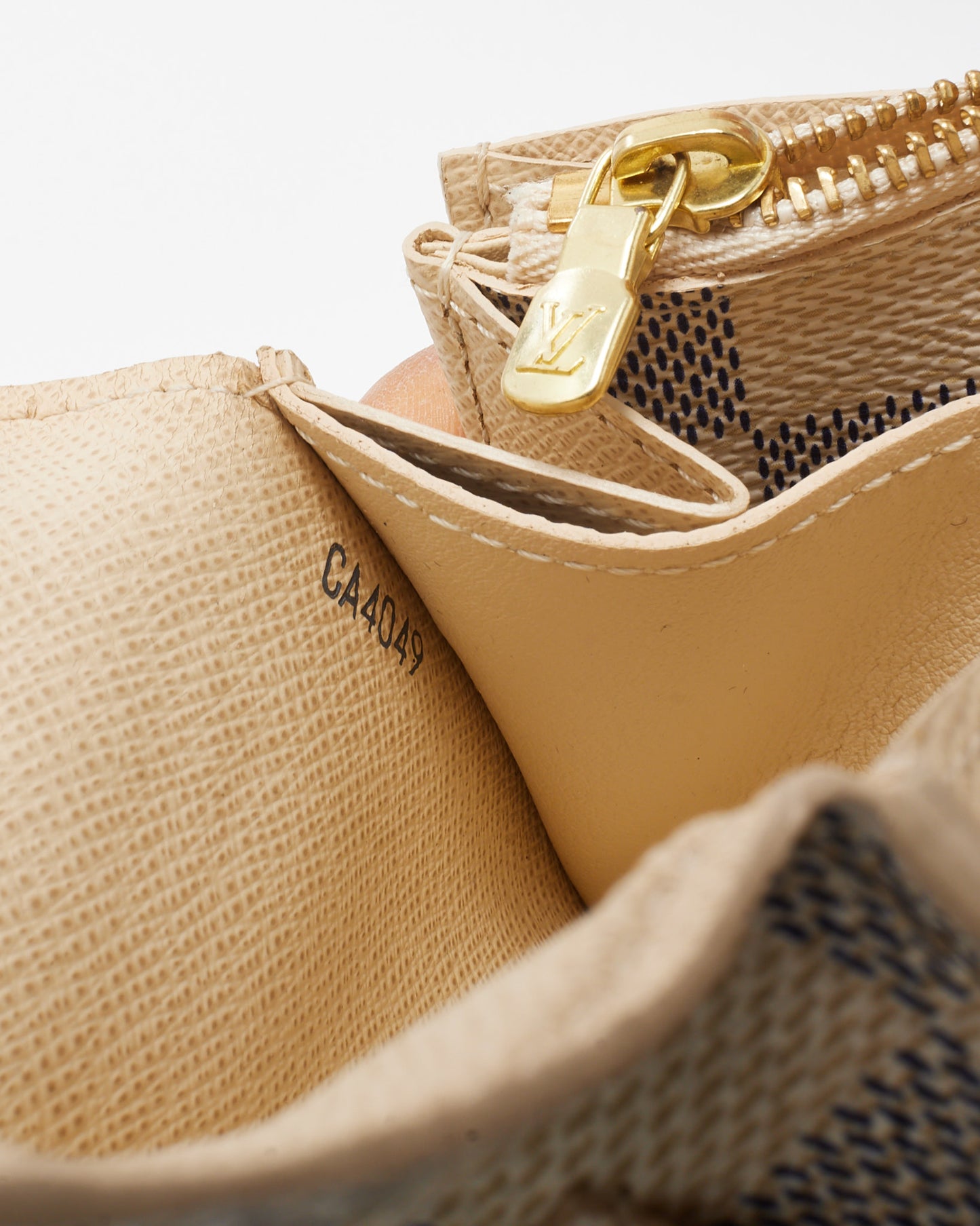 Louis Vuitton Damier Azur Coated Canvas Solo Pochette Compact Wallet