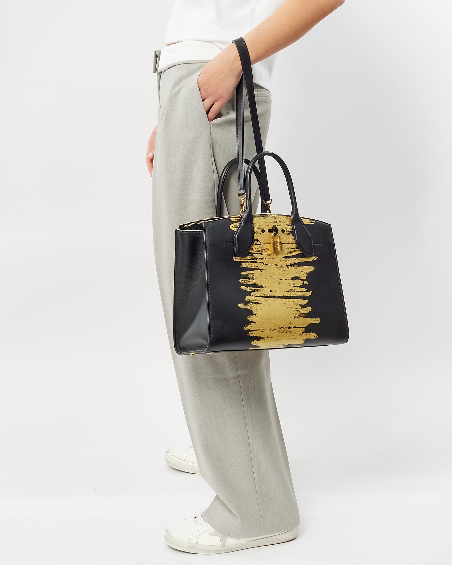 Louis Vuitton Black Calfskin Golden Light MM City Steamer Bag