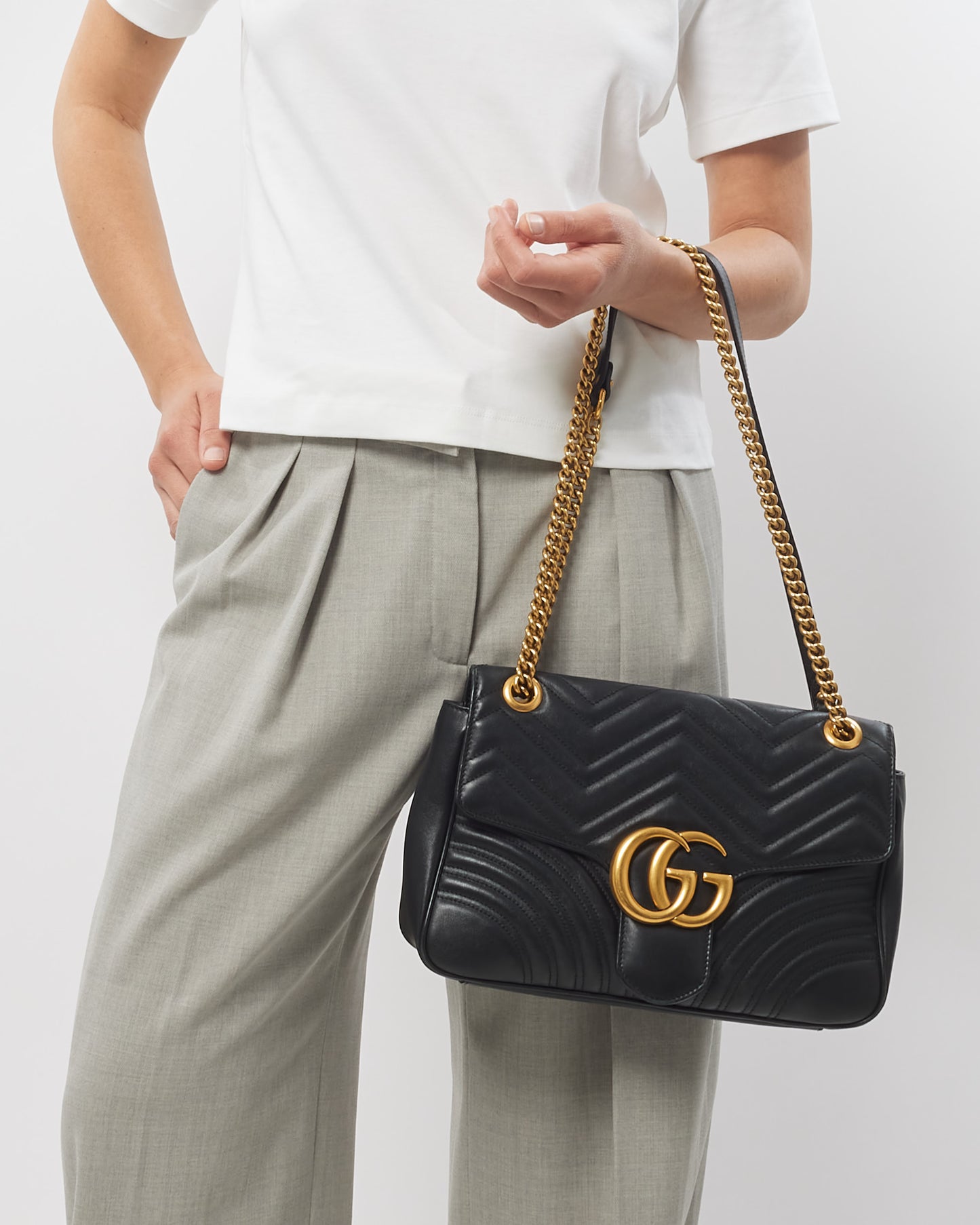 Gucci Black Chevron Leather GG Marmont Medium Shoulder Bag