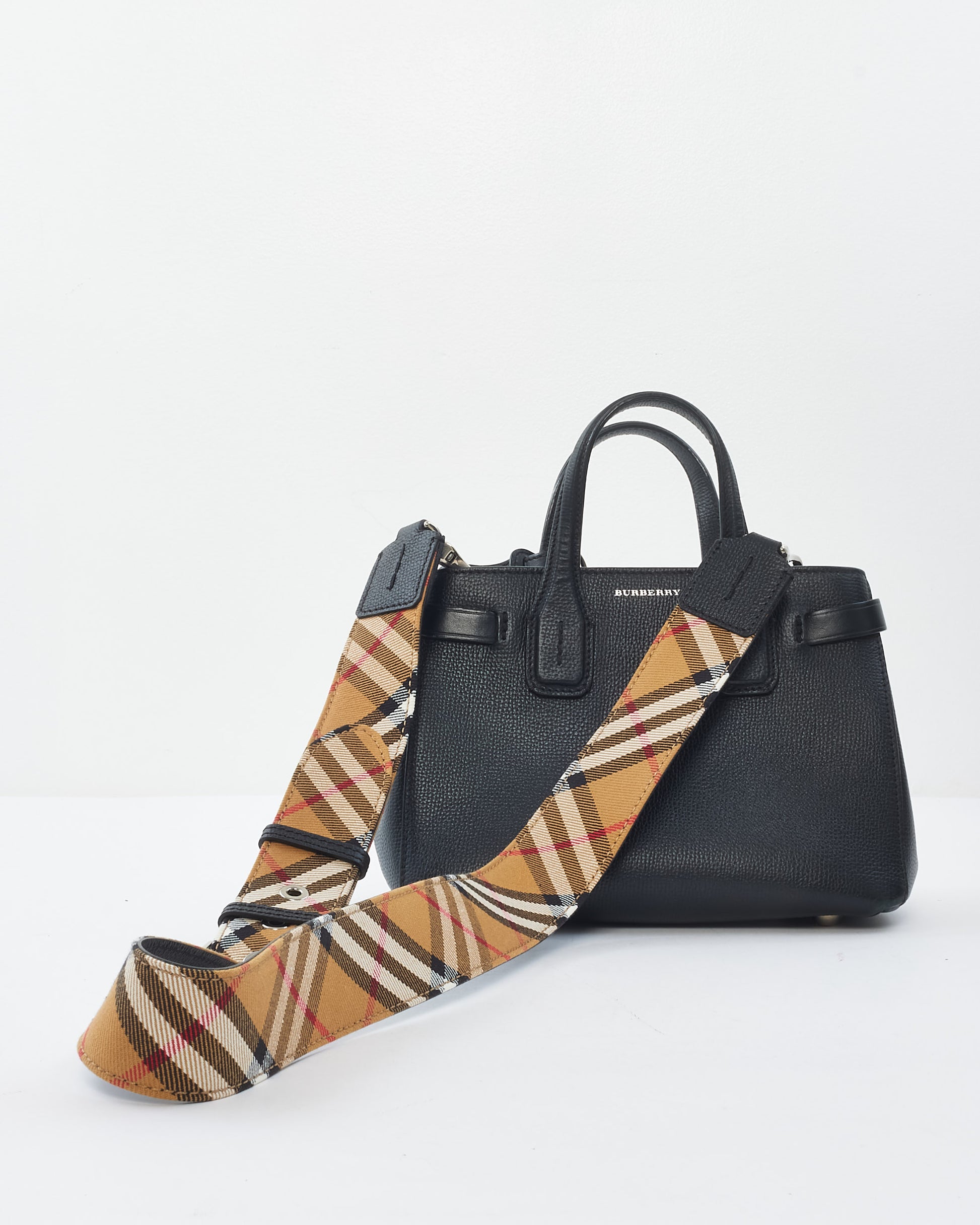 Buy Burberry Black Leather Small Banner Bag Authenticated Pre