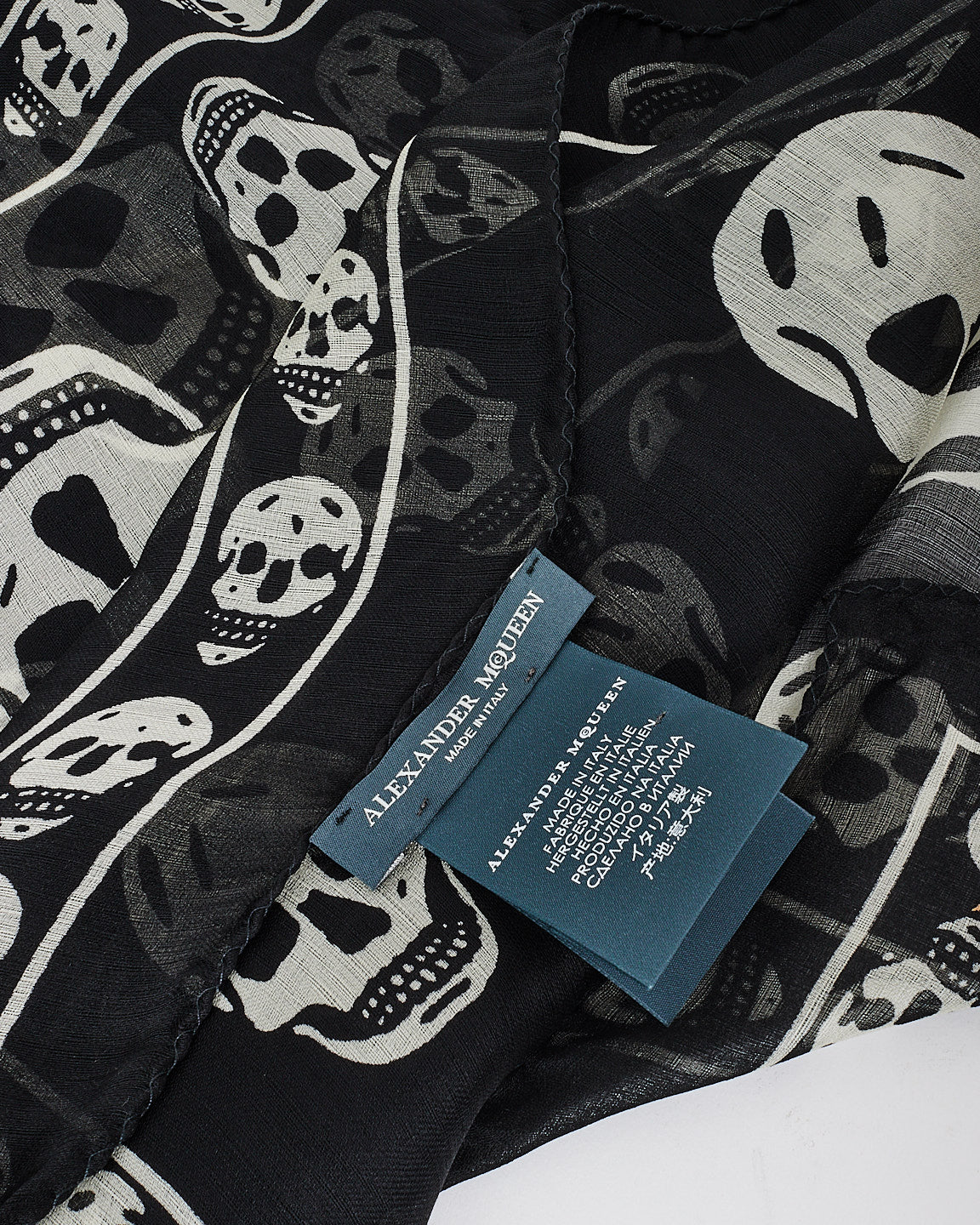 Buy Alexander McQueen Black White Skull Chiffon Scarf Authenticated Pre Owned RETYCHE