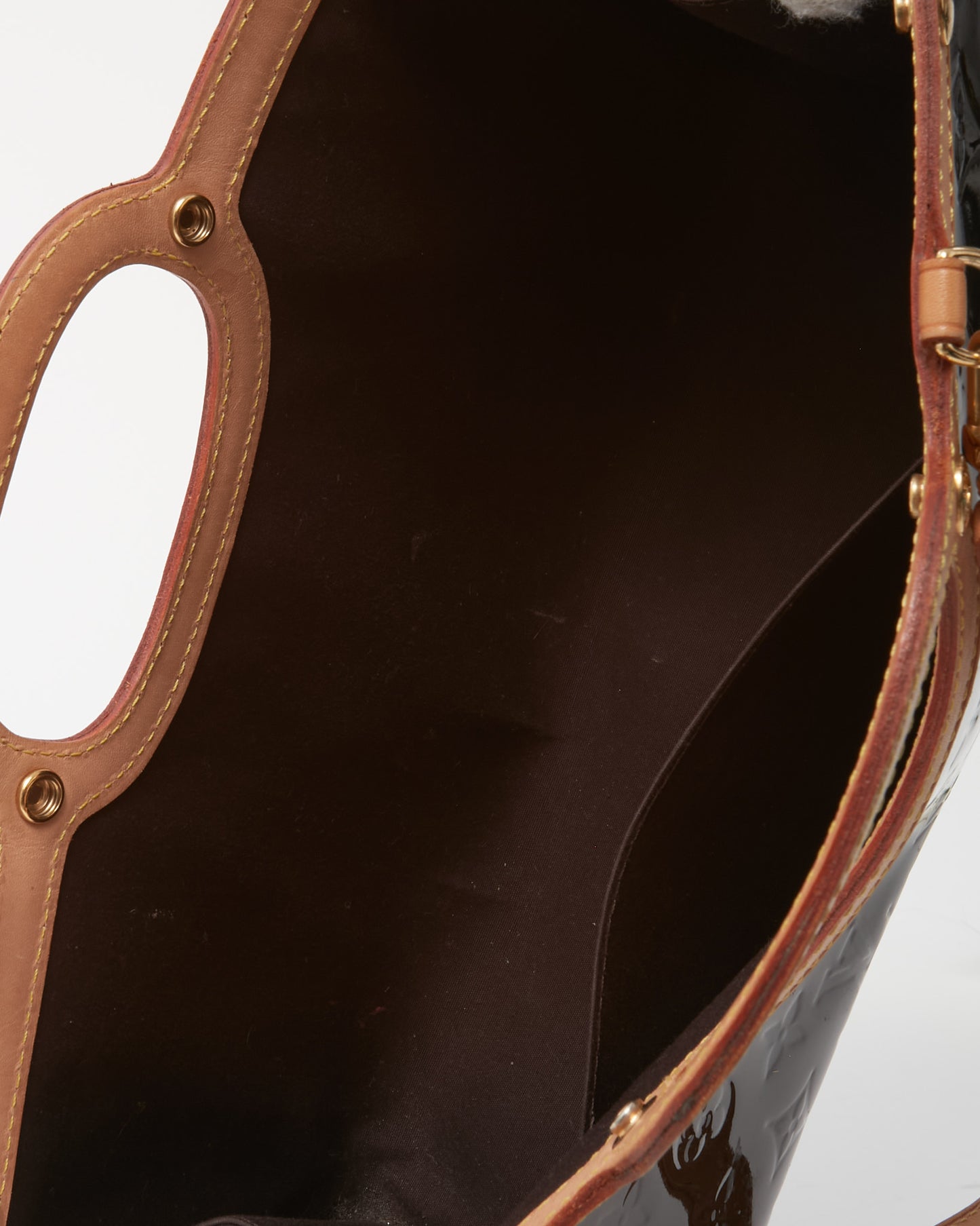 Louis Vuitton Purple Amarante Monogram Vernis Roxbury Bag with Strap