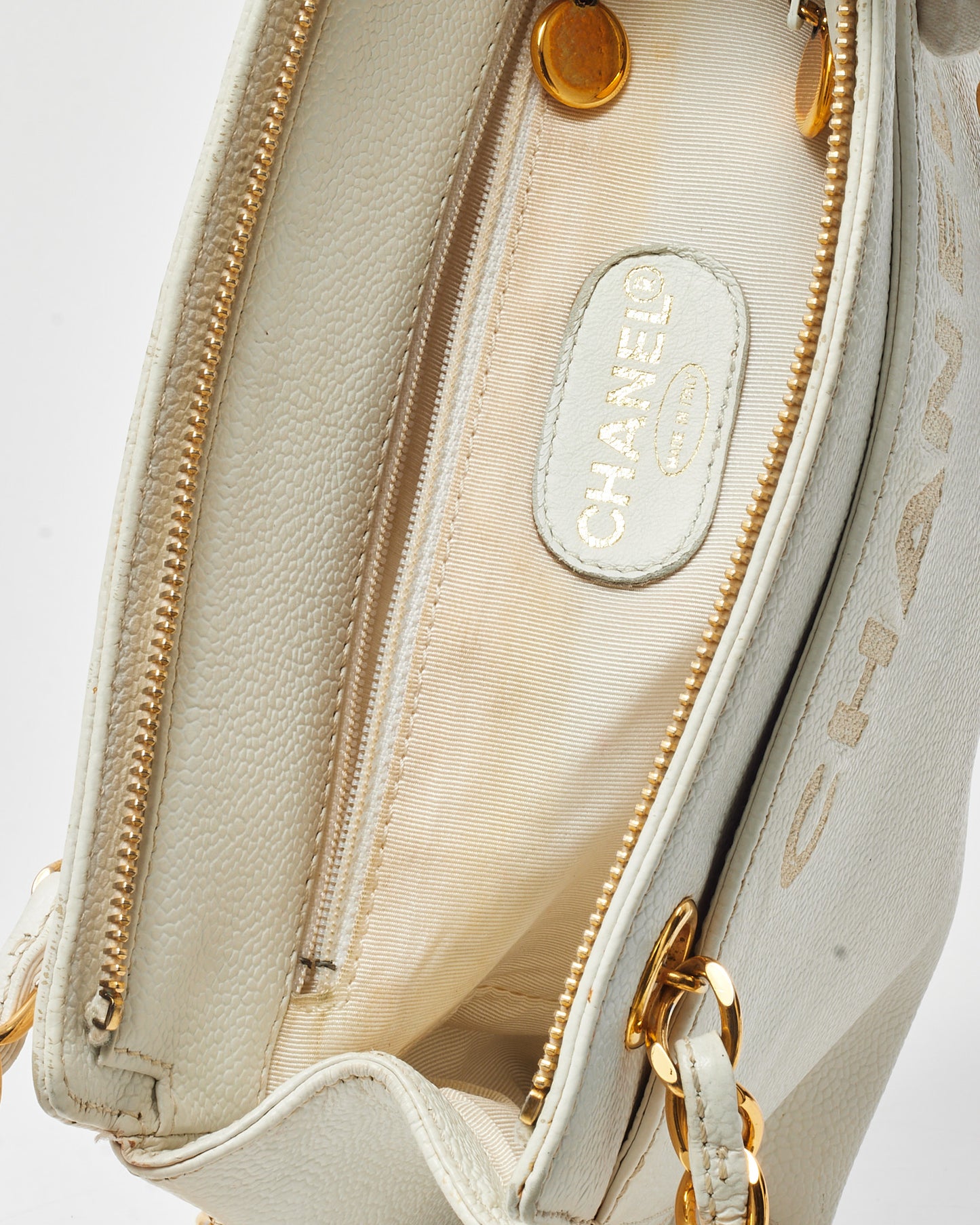 Chanel Vintage White Caviar Leather CHANEL Logo Chain Shoulder Bag